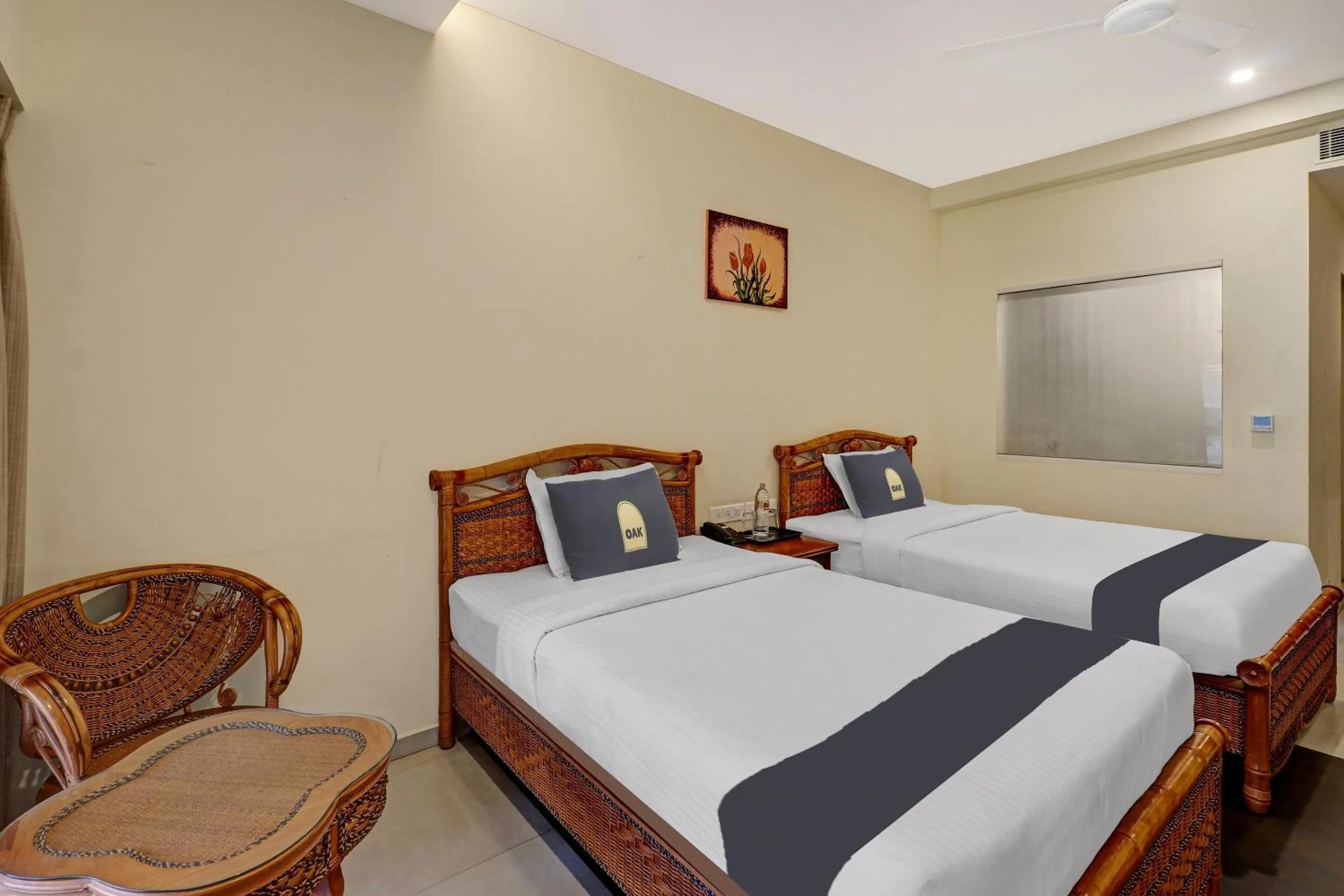 Lobby or reception, Bed in Super OAK Edassery's Sealine Villa Stay