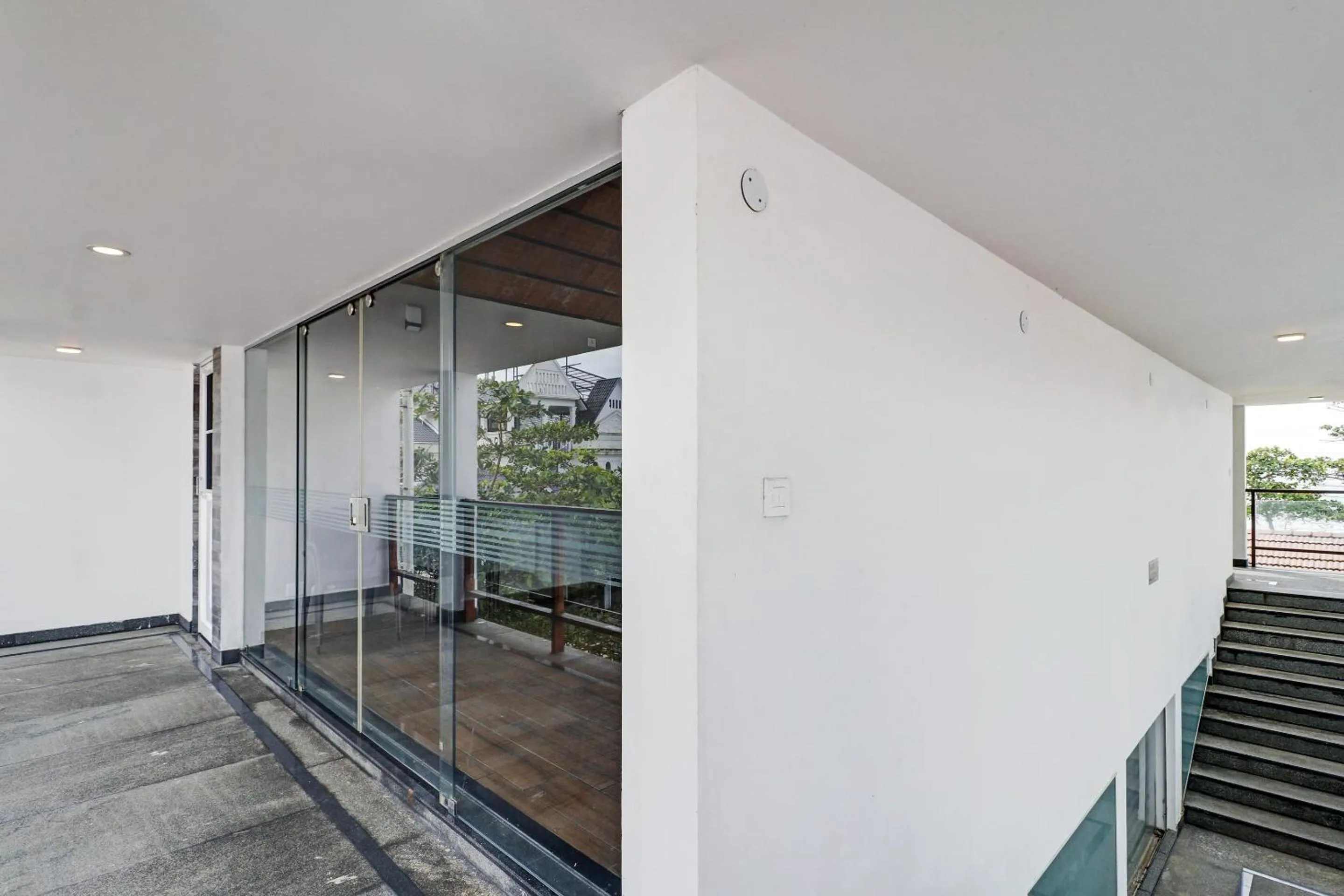 Facade/entrance in Super OAK Edassery's Sealine Villa Stay