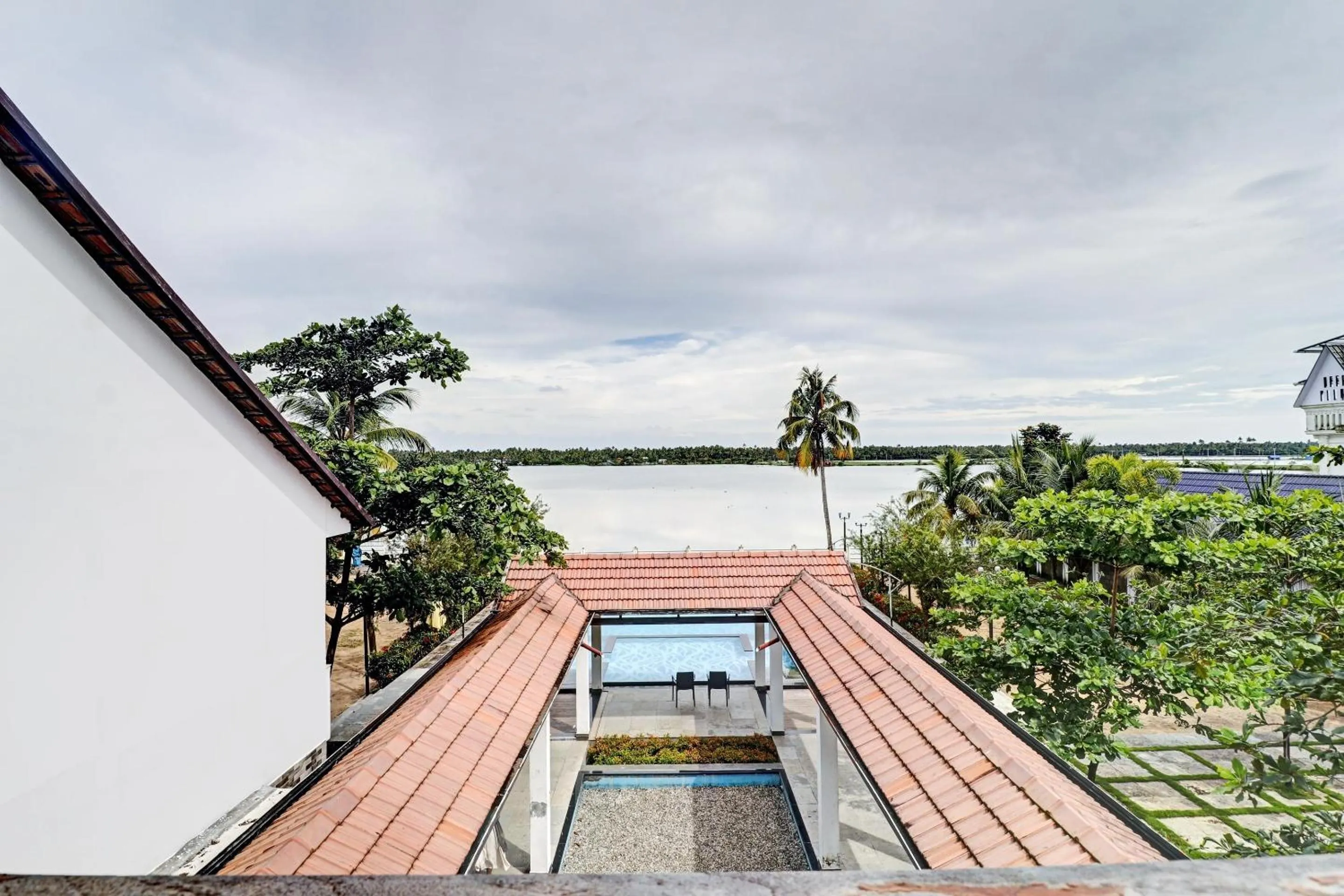 Super OAK Edassery's Sealine Villa Stay