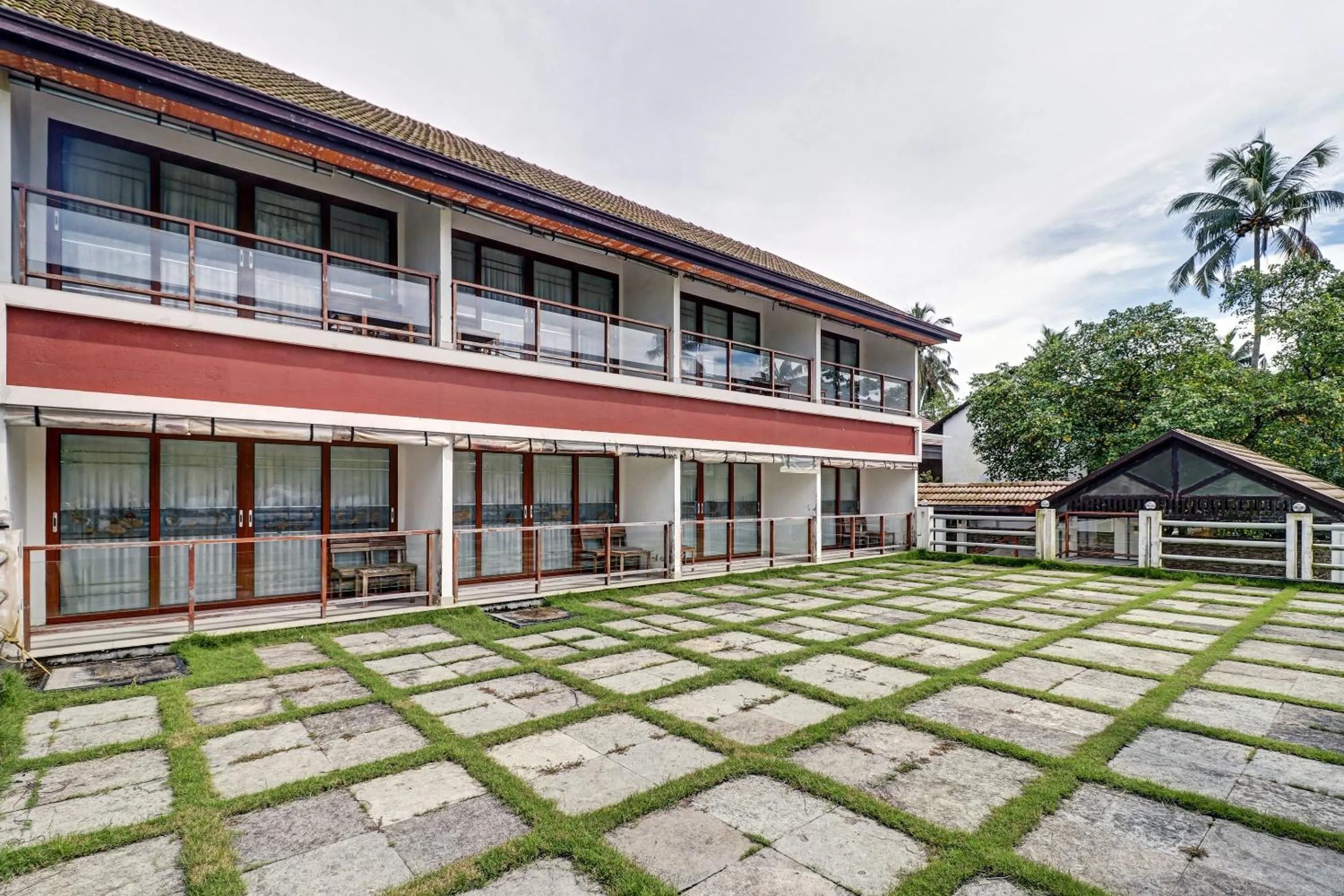 Garden in Super OAK Edassery's Sealine Villa Stay