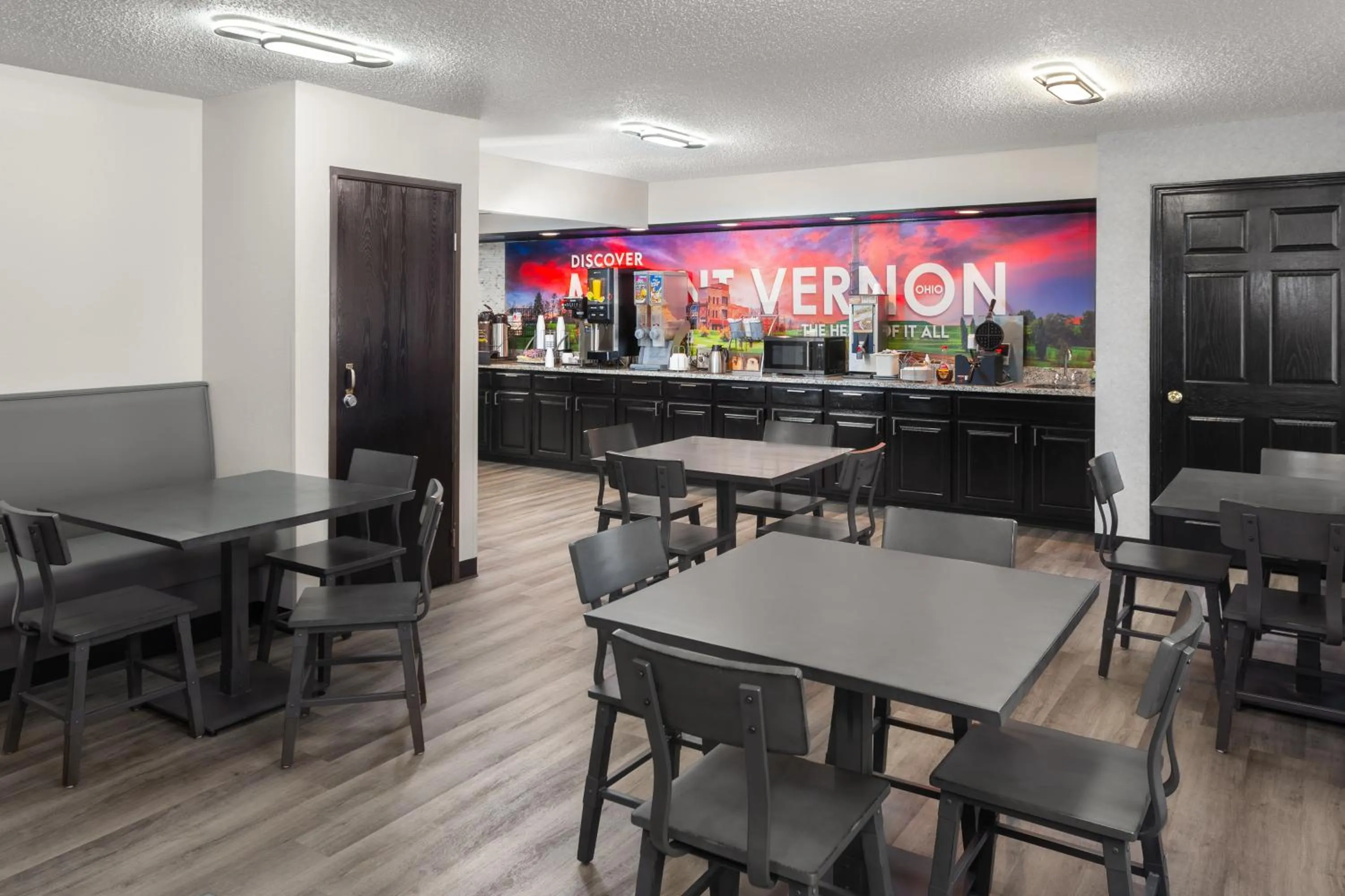 Breakfast in Super 8 by Wyndham Mt. Vernon