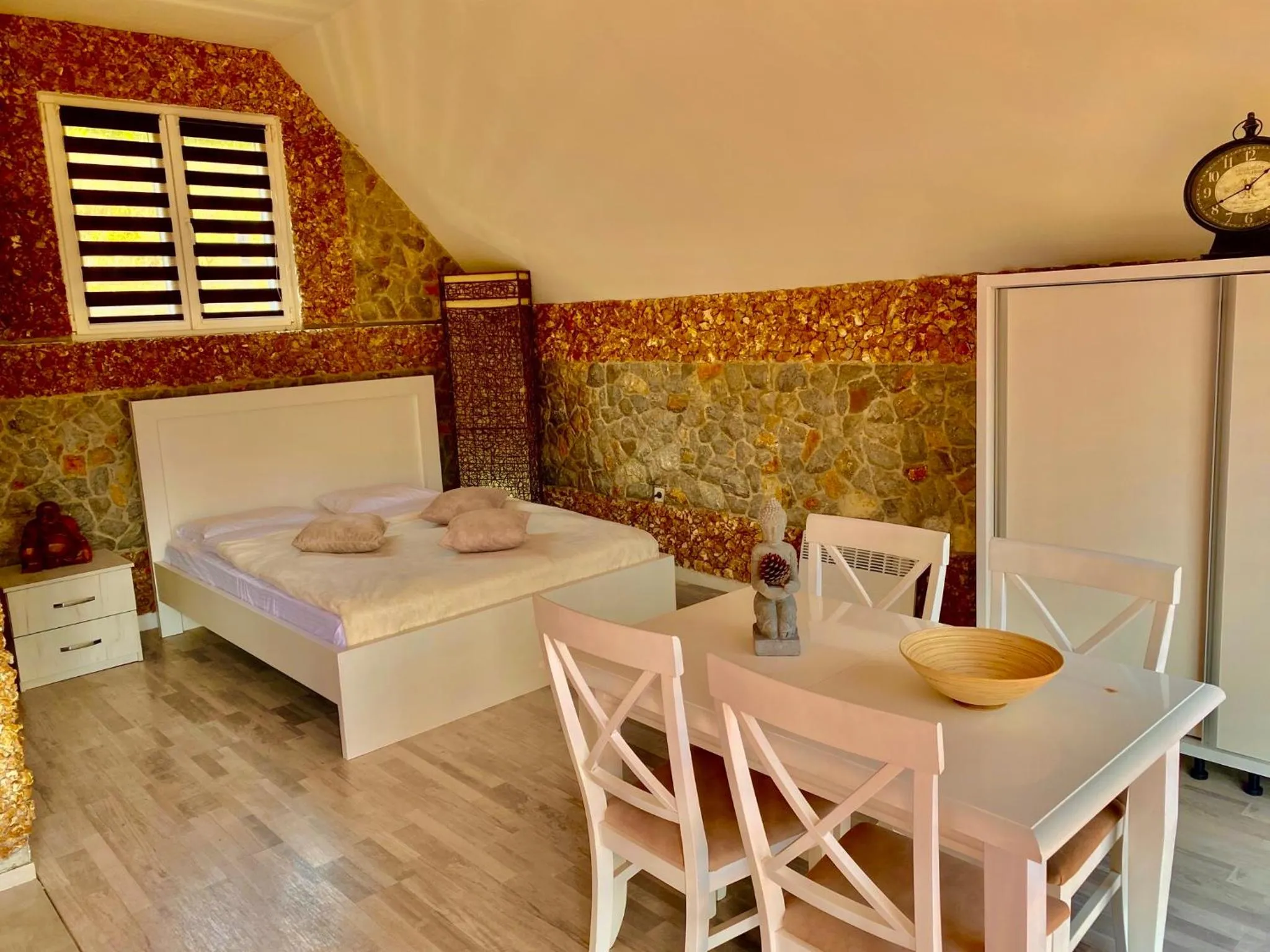 Bed in Bali Mountain resort Montenegro