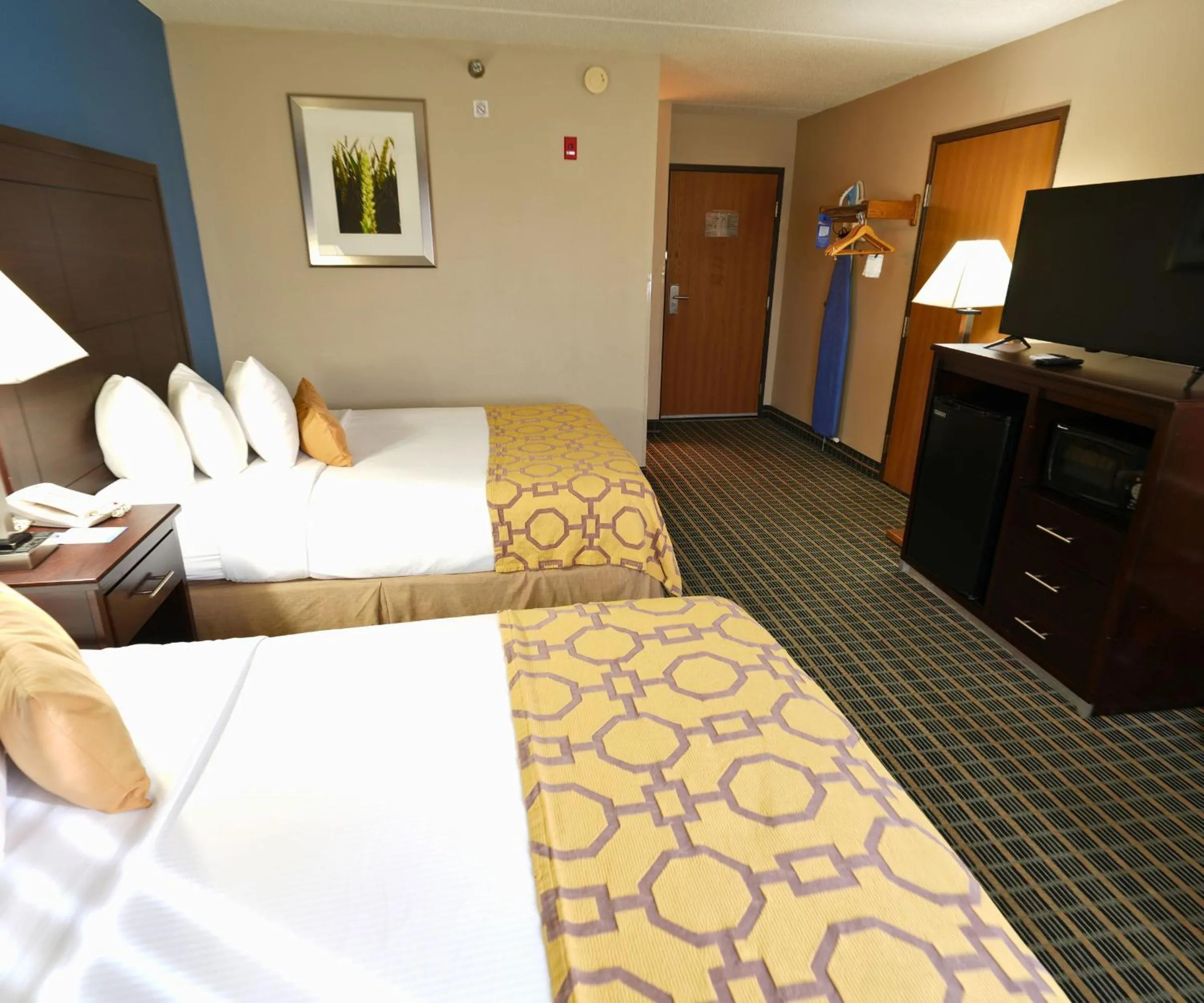 Bed in Baymont by Wyndham Marshalltown