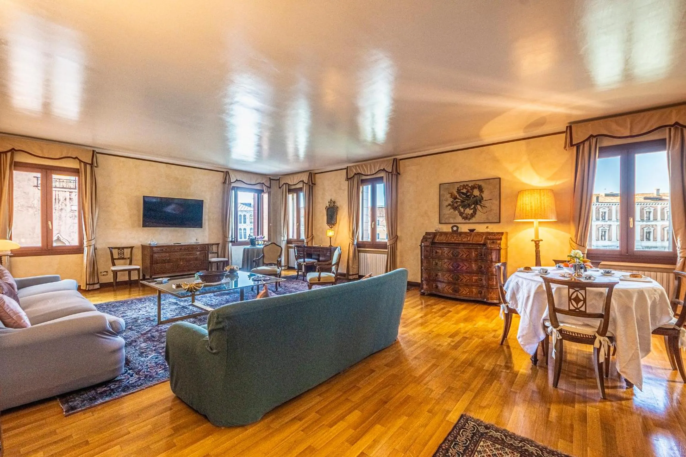 Living room in Ca' Pellegrini Luxury Grand Canal