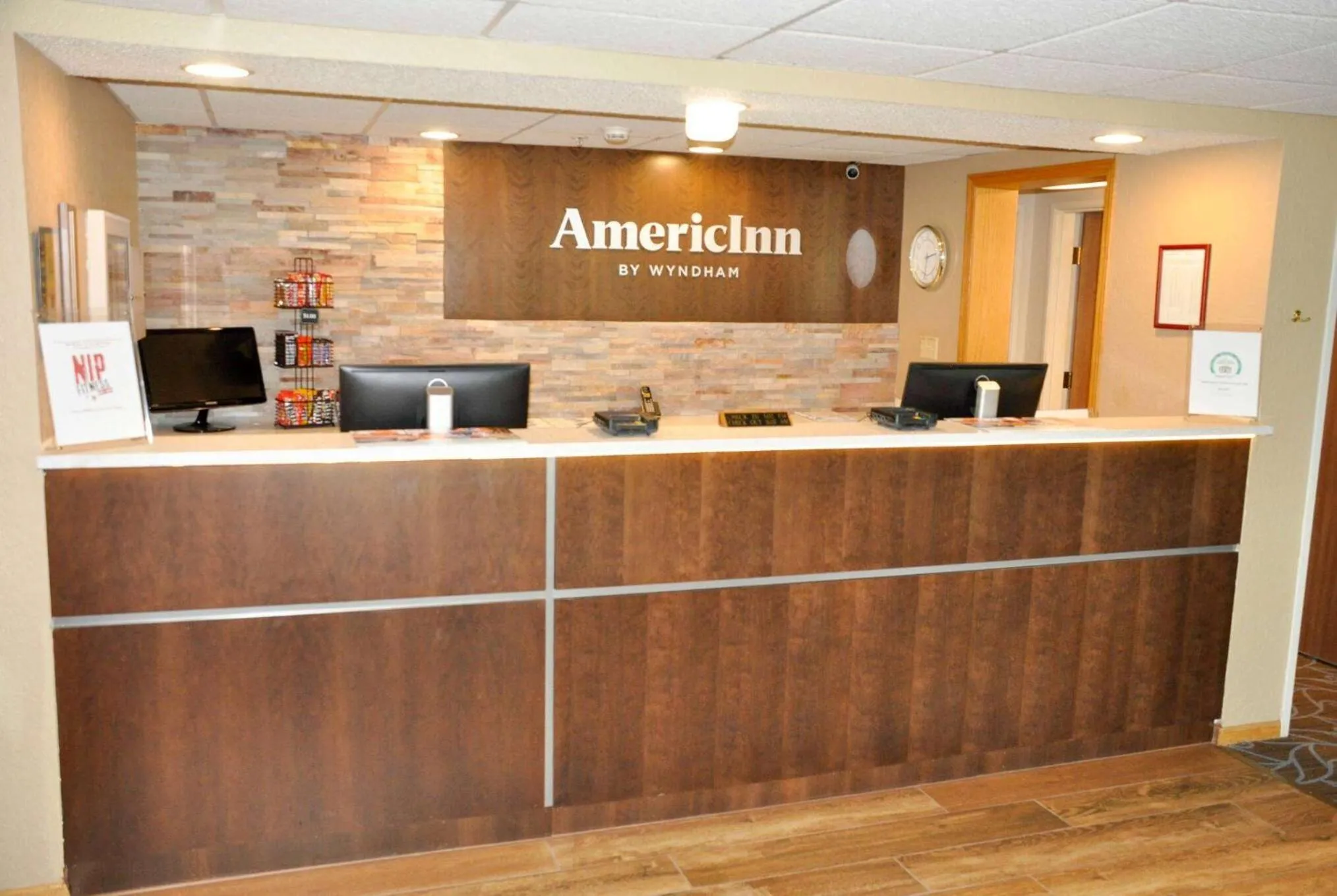Lobby or reception in AmericInn by Wyndham Clear Lake