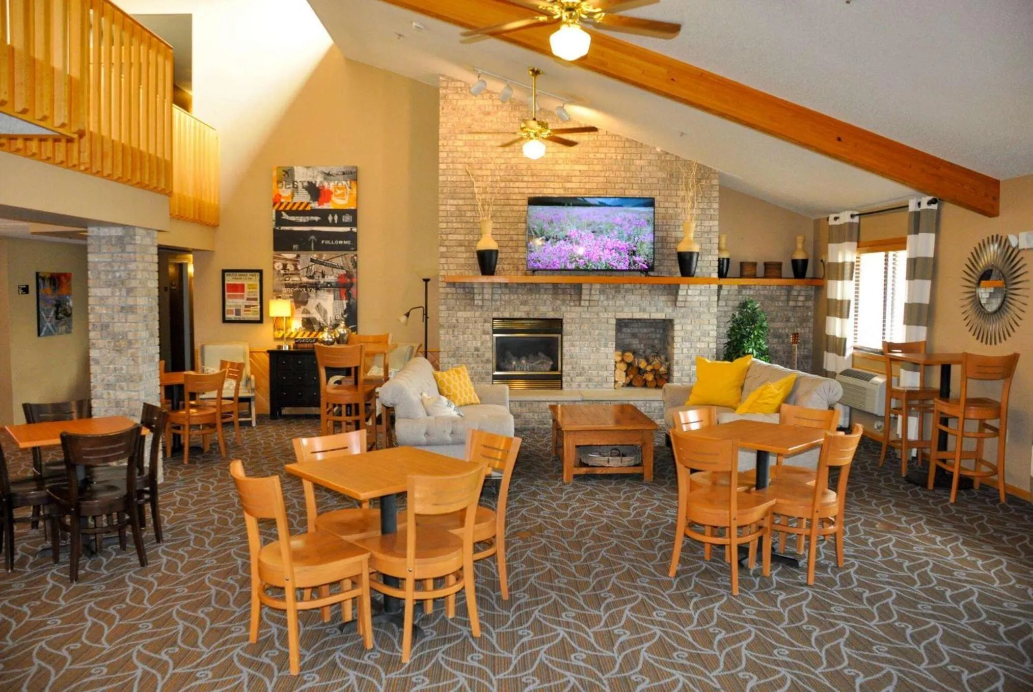 Lobby or reception in AmericInn by Wyndham Clear Lake