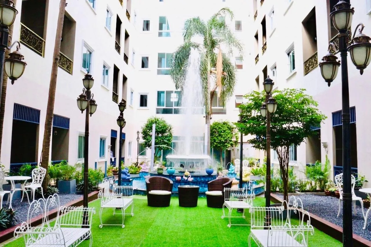 Garden in Napheera Royal Tel