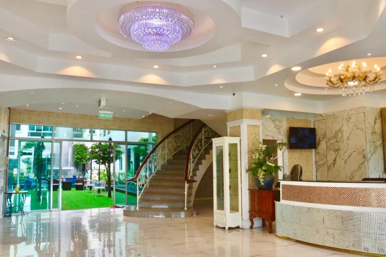 Lobby or reception in Napheera Royal Tel