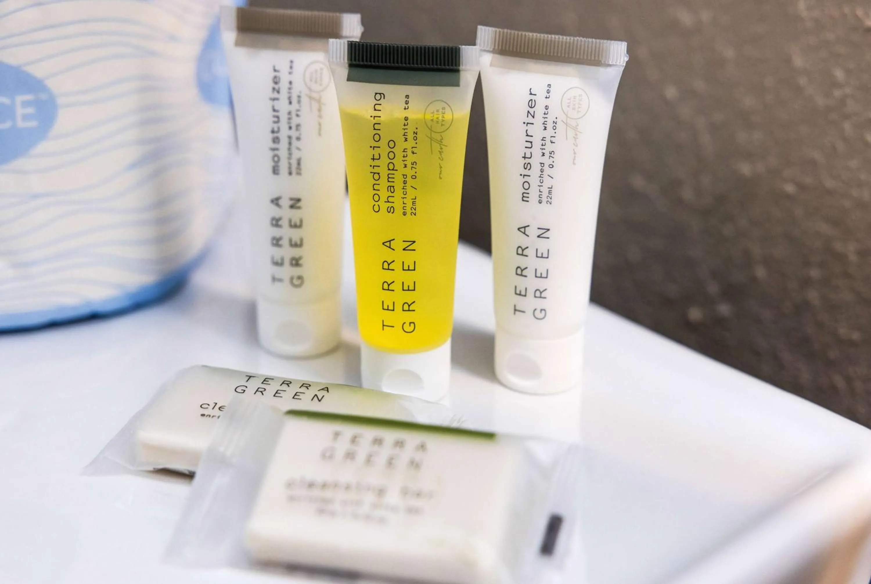 Photo of the whole room in Super 8 by Wyndham Pittsburgh/Monroeville