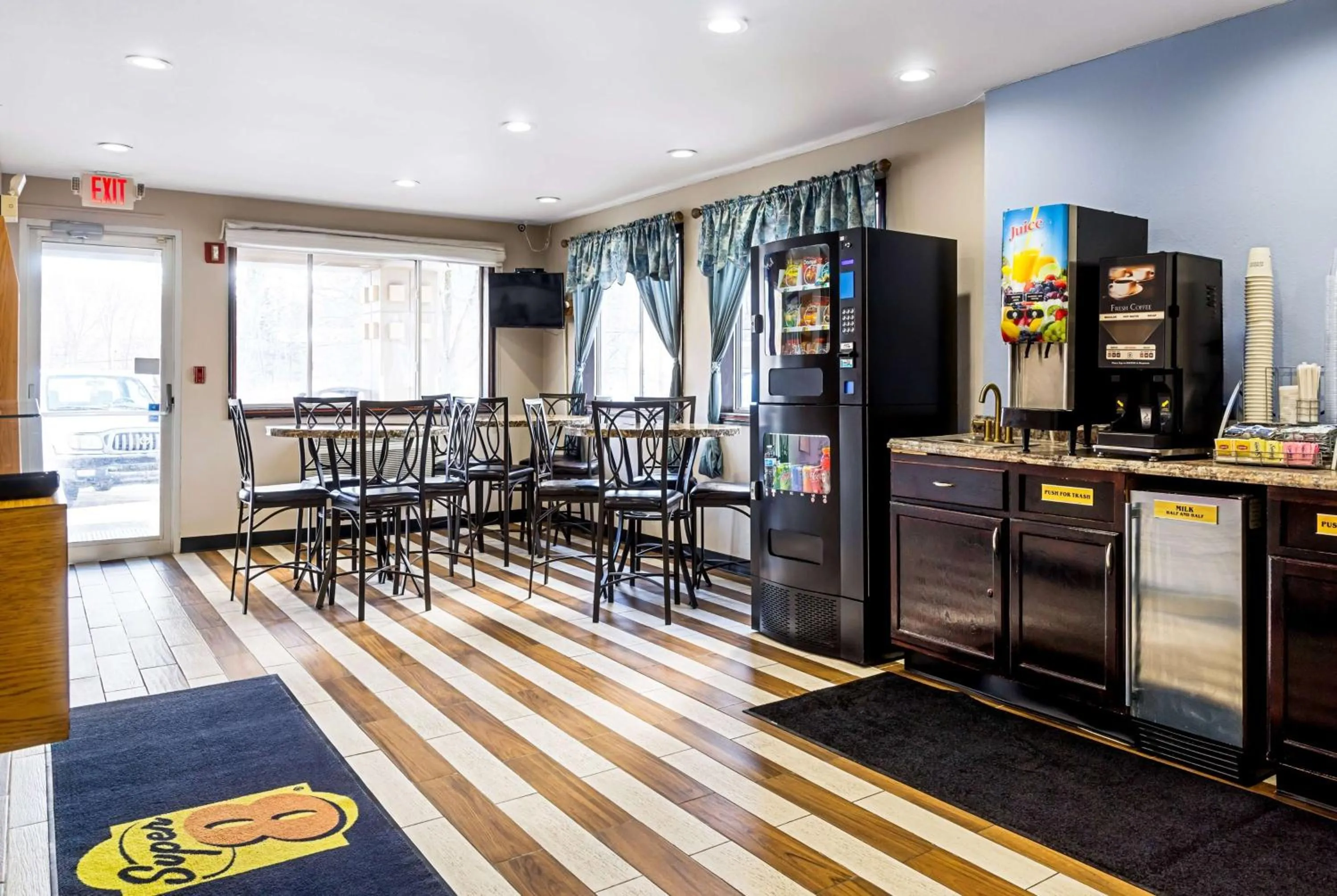 Property building in Super 8 by Wyndham Pittsburgh/Monroeville