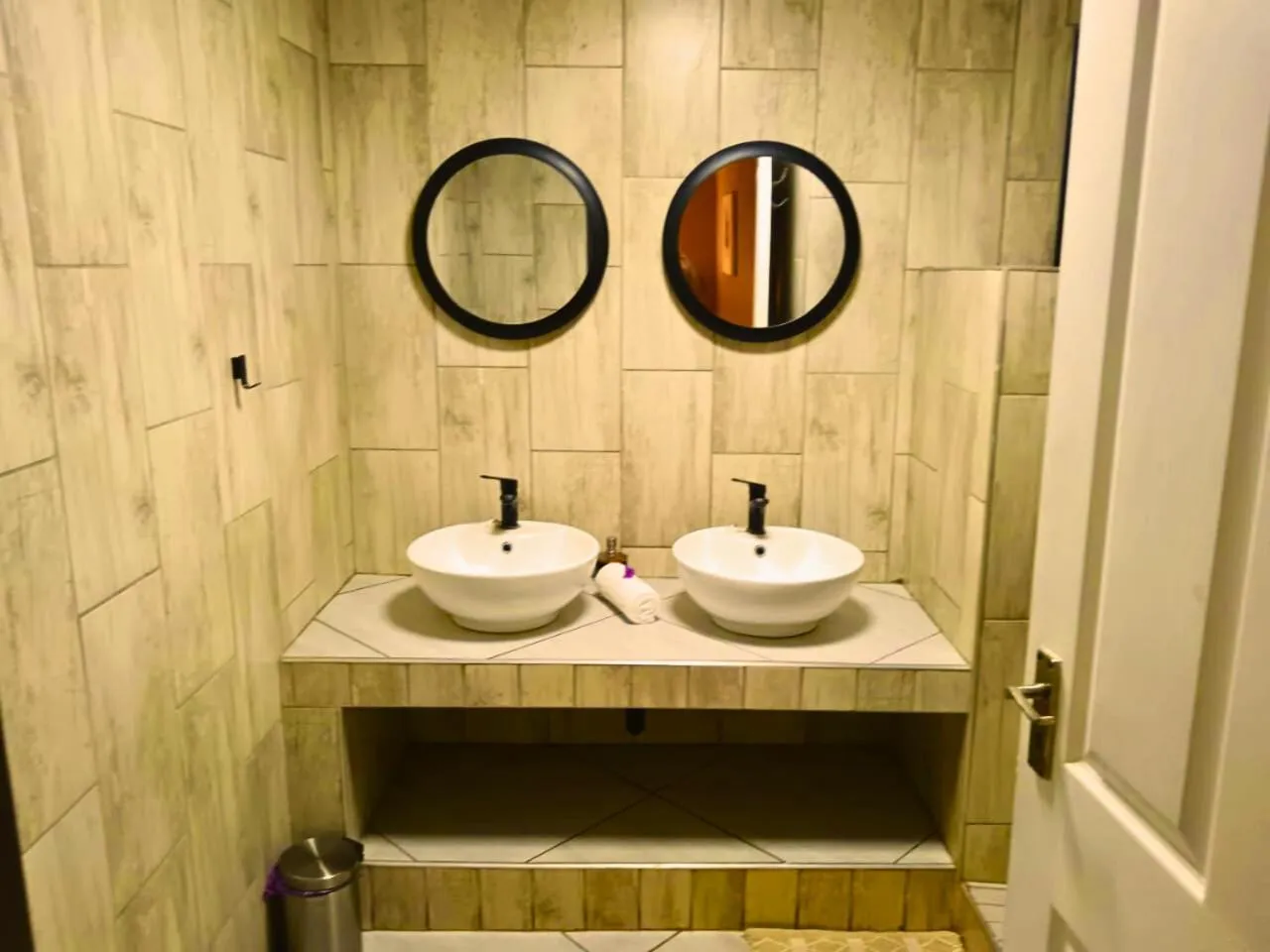 Bathroom in The Wilds Guest House