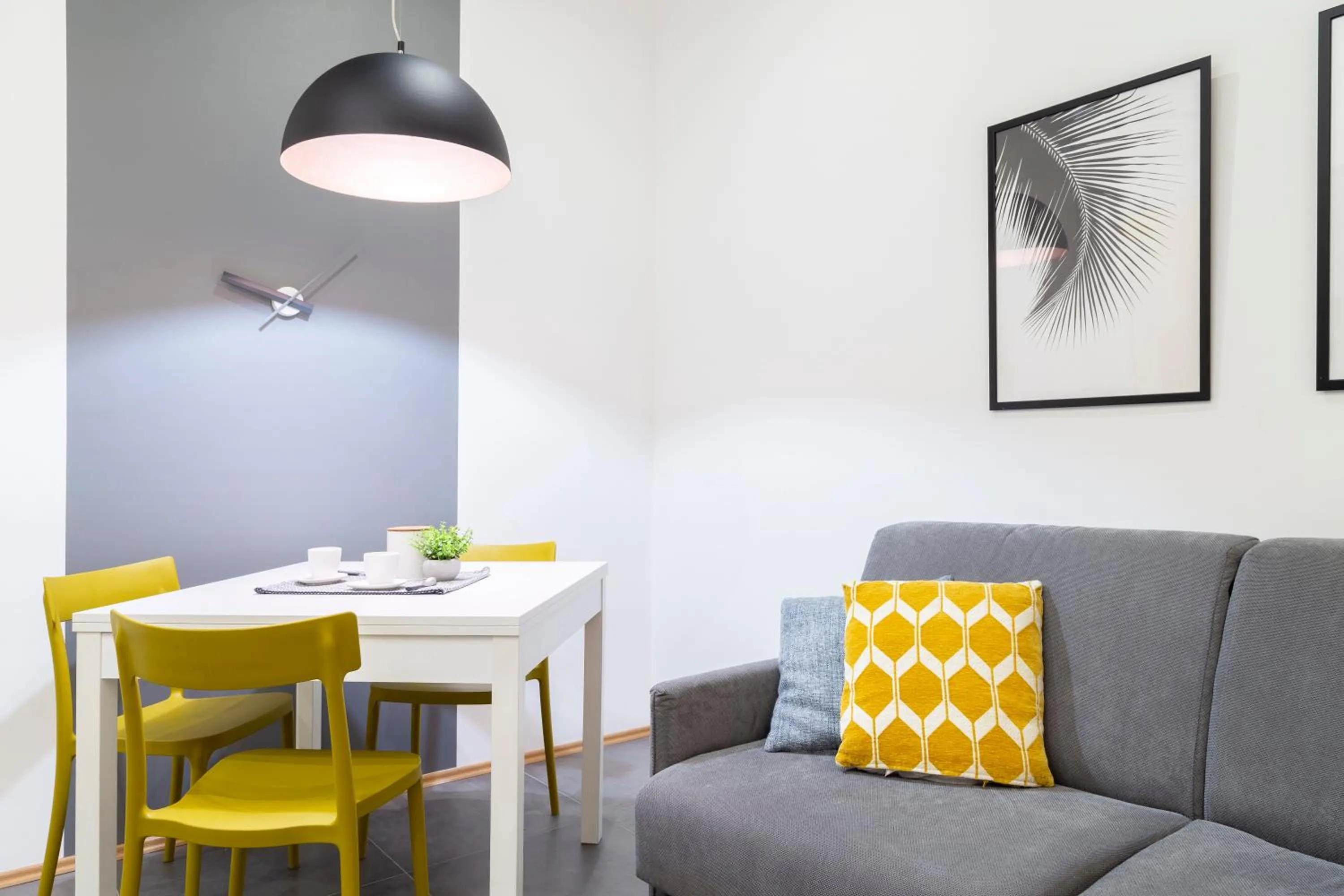 Lounge or bar in Elegante appartamento vicino alla stazione - Gold