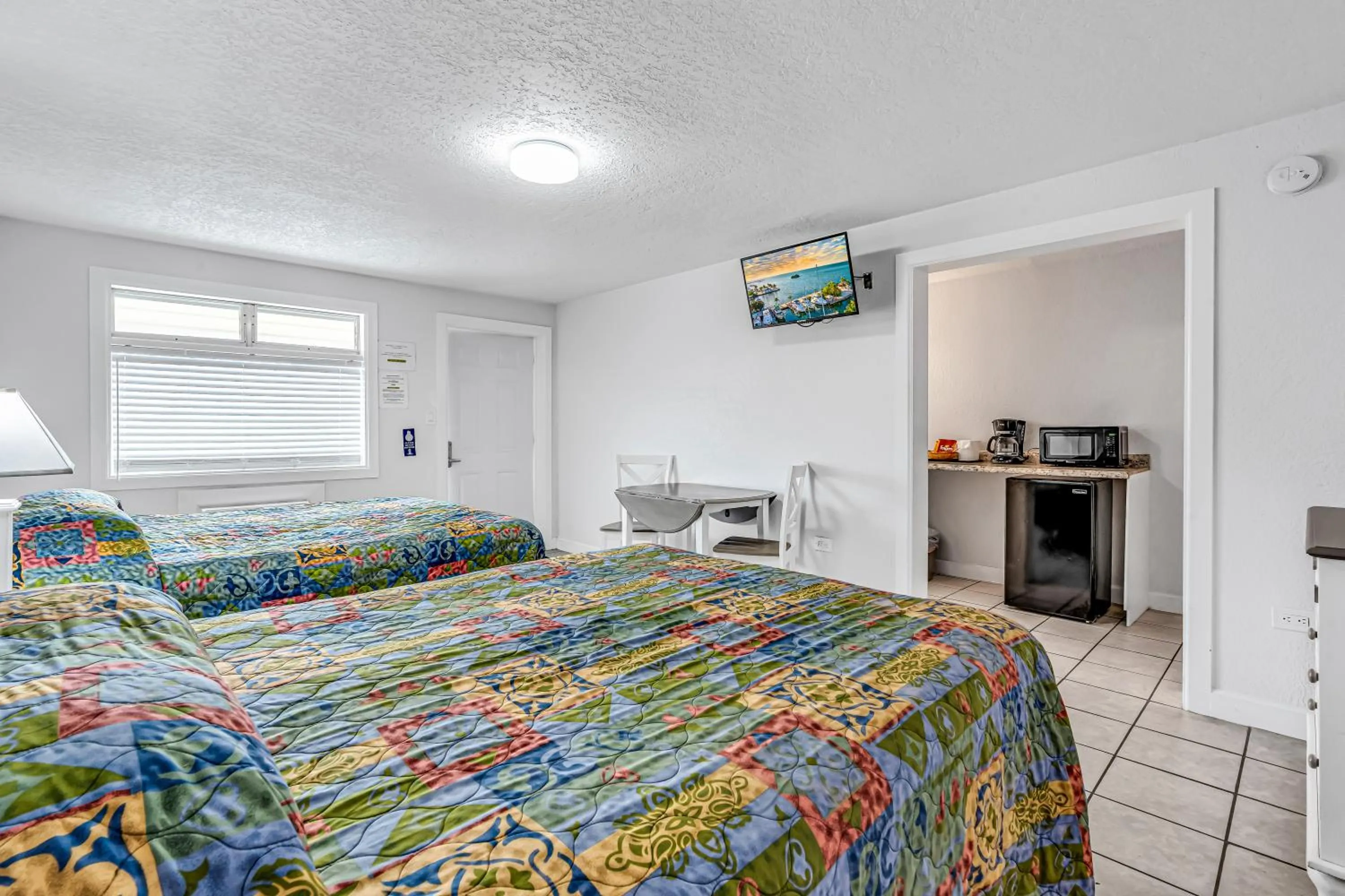 Bed in Blackfin Resort and Marina