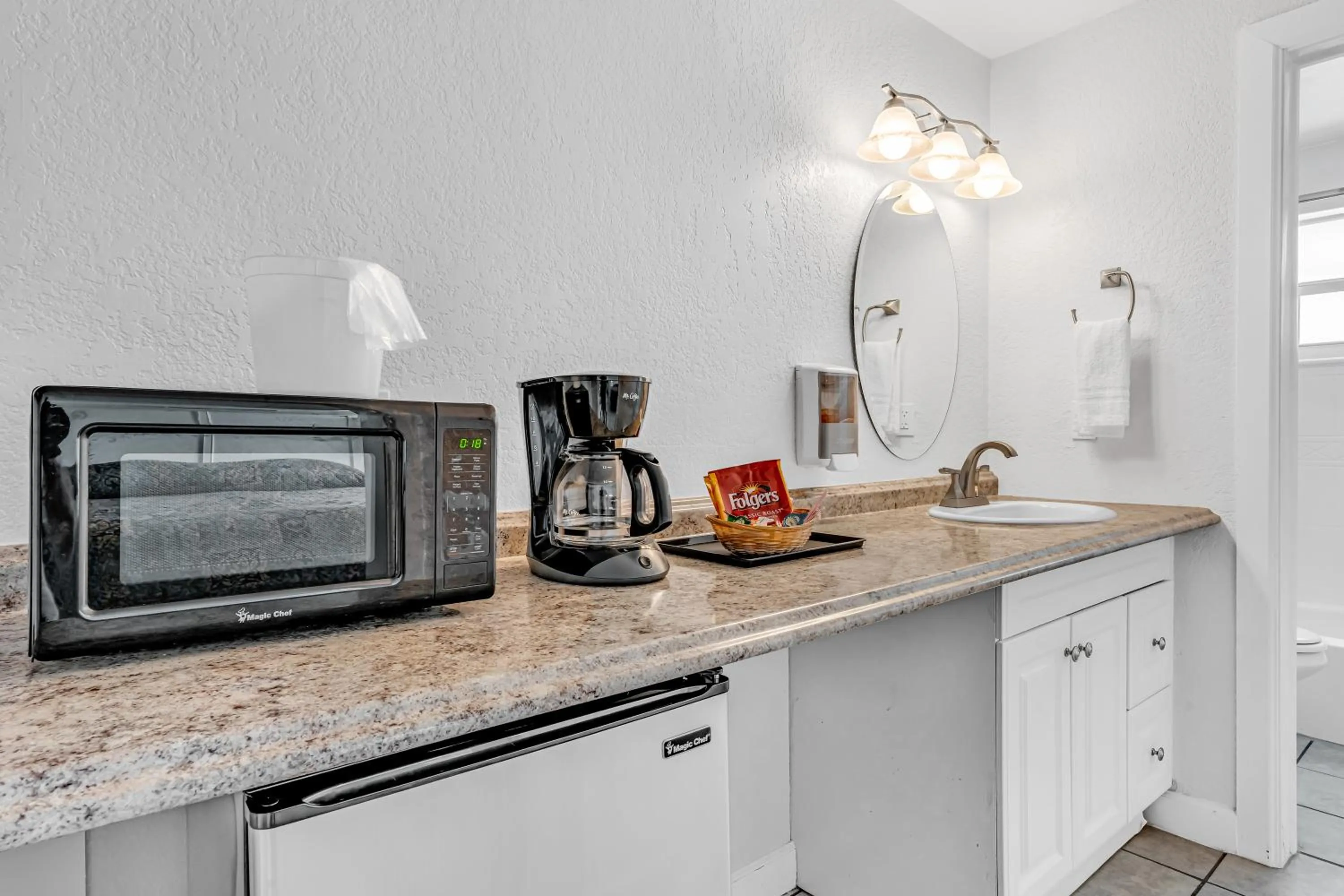 Kitchen or kitchenette in Blackfin Resort and Marina