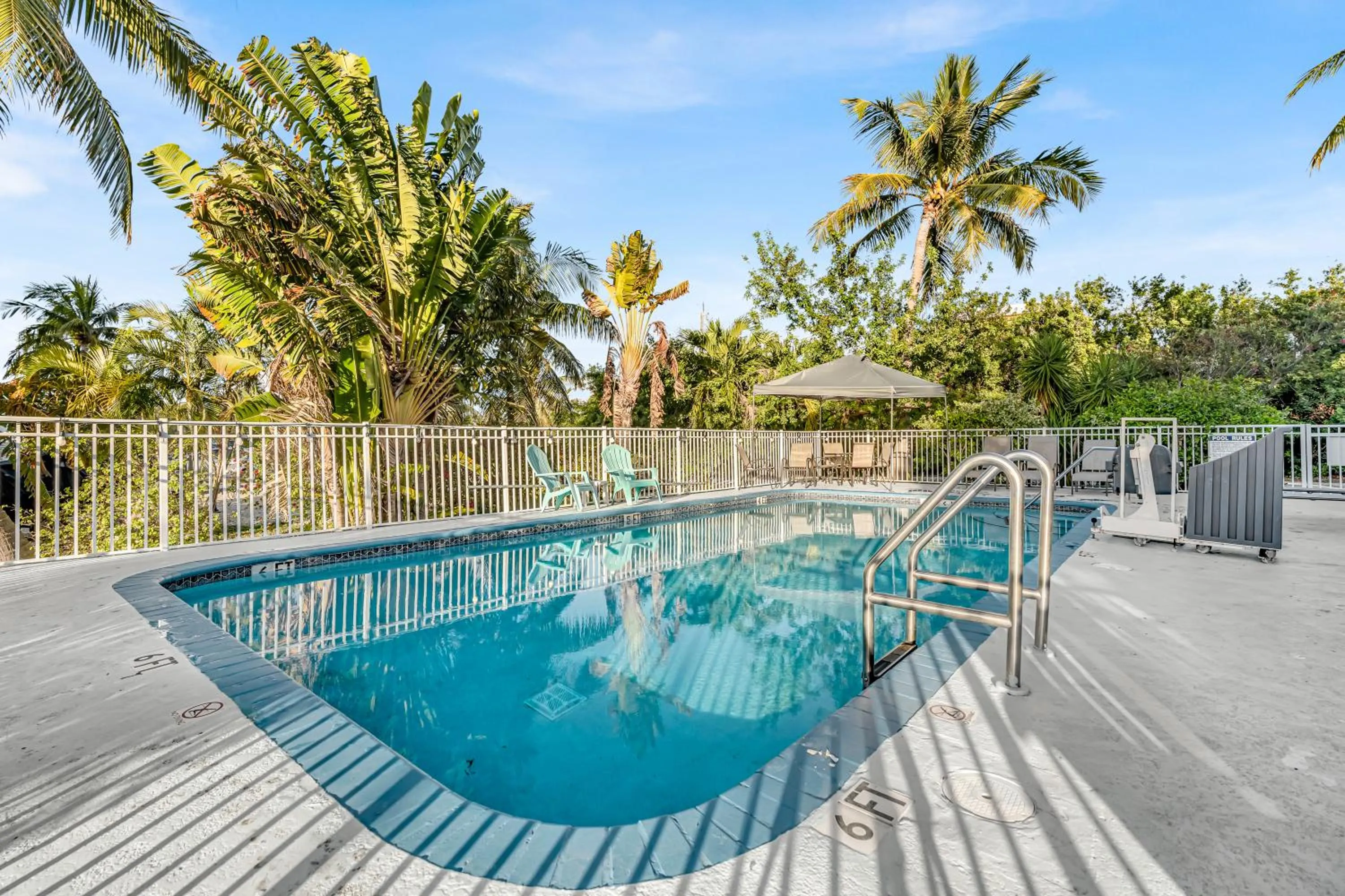 Day in Blackfin Resort and Marina