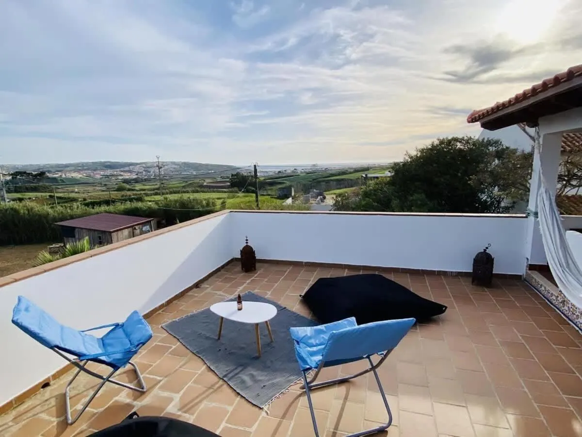 Da Silva Surfcamp- 2 Bettzimmer mit Frühstück