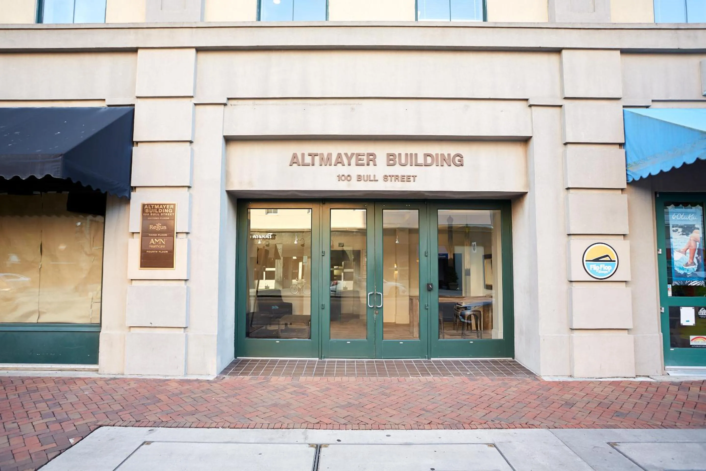 Facade/entrance in Kasa Altmayer Savannah