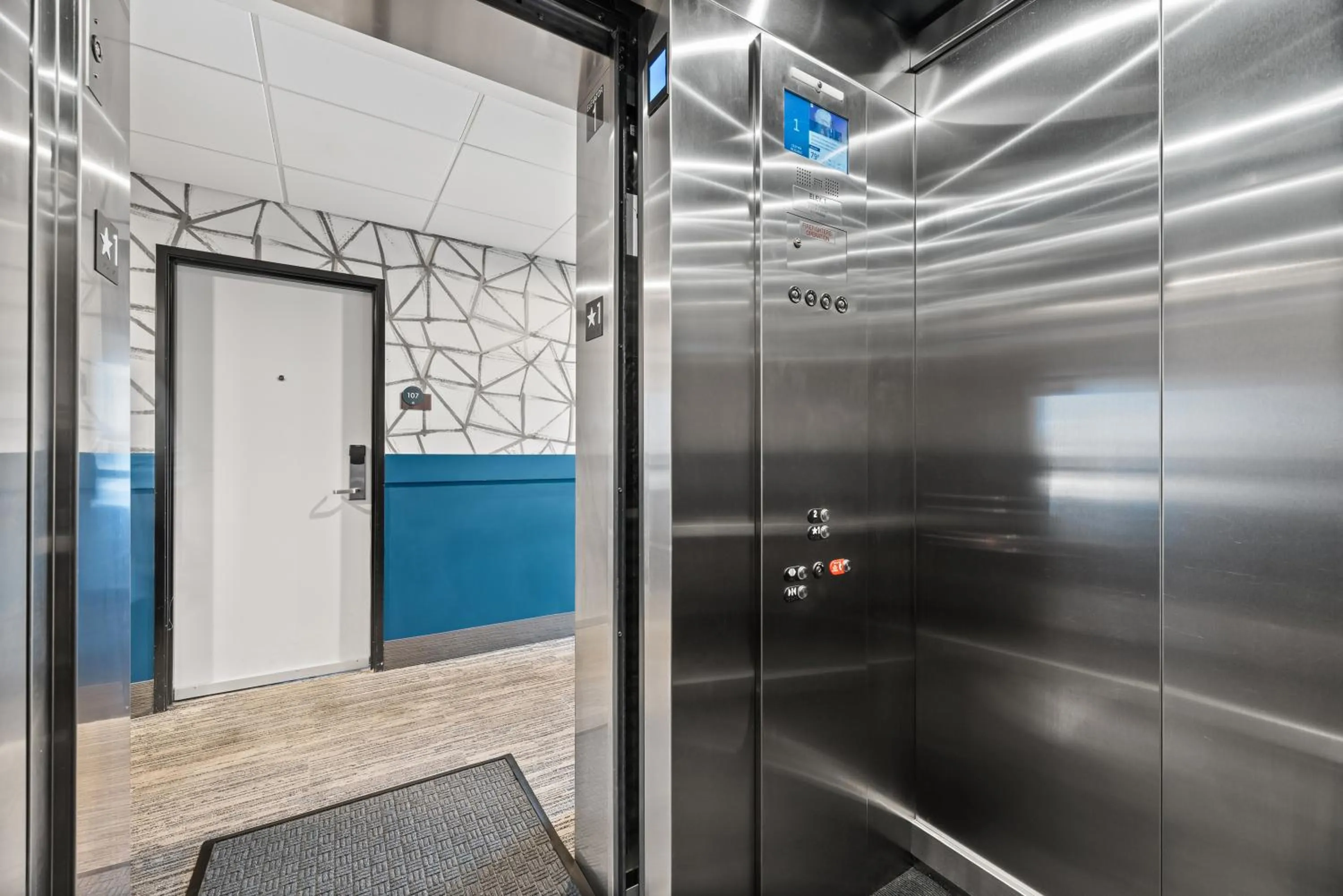 elevator in The Ellsworth Hotel, an Ascend Collection Hotel