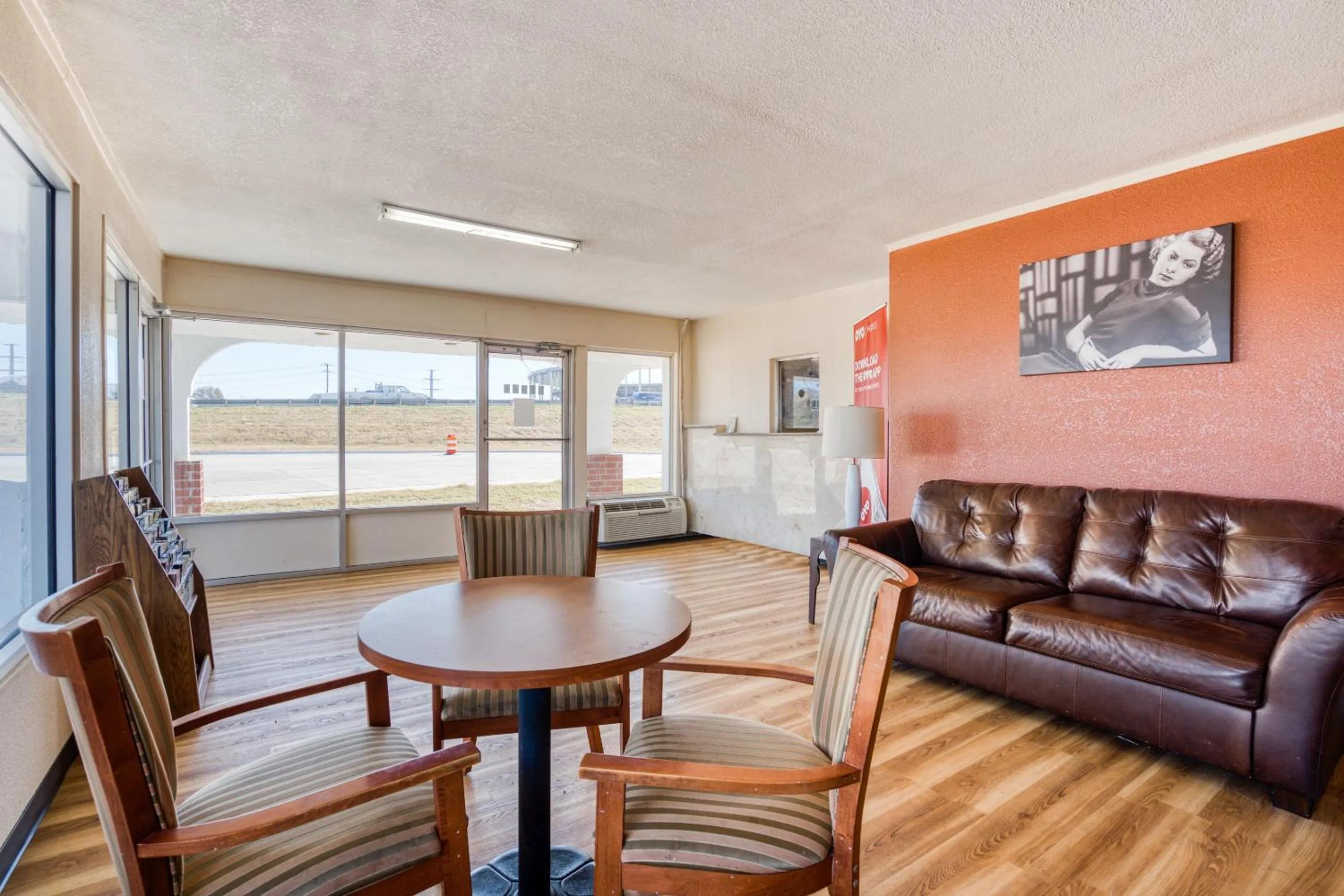 Lobby or reception in OYO Hotel Waco University Area I-35