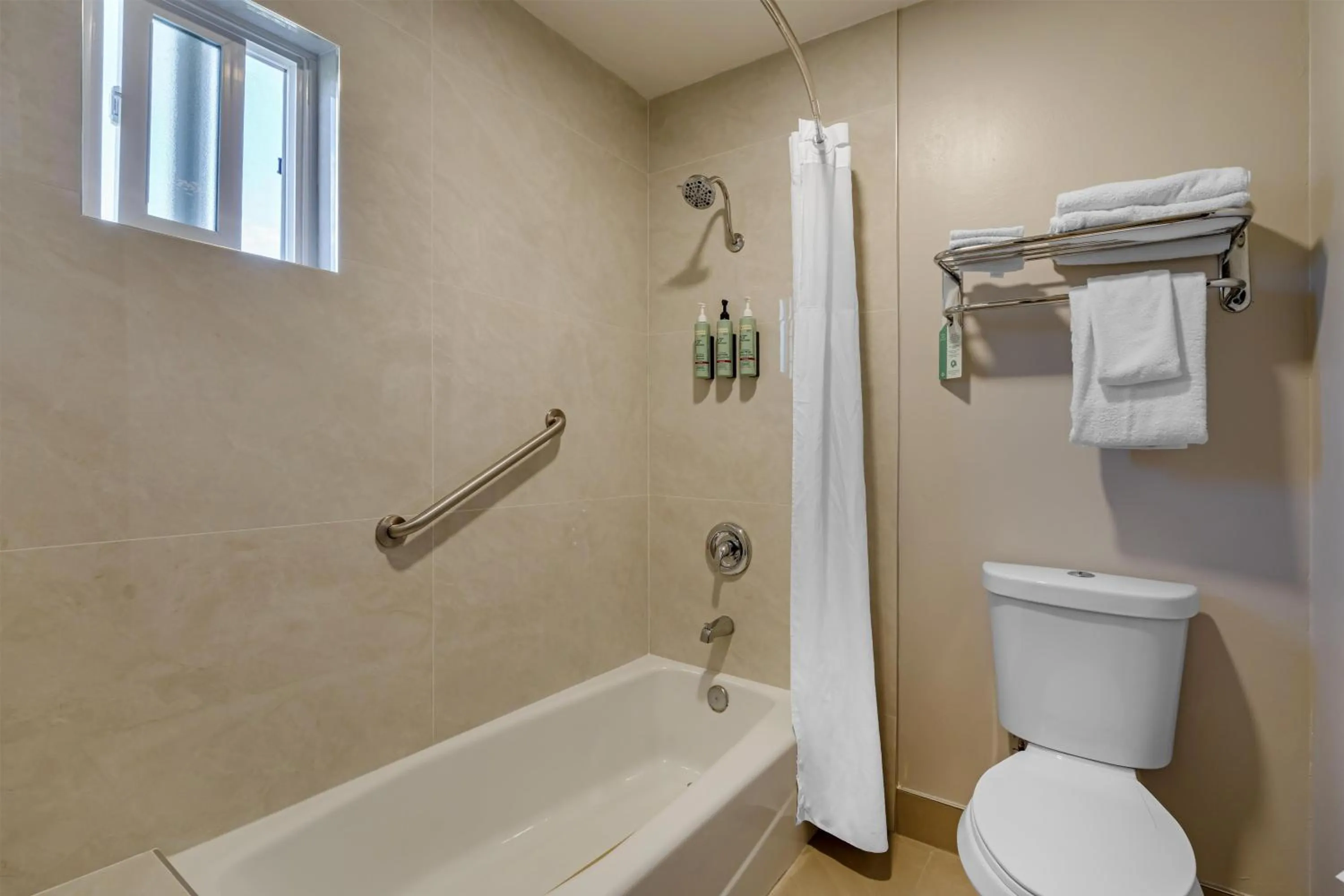 Bathroom in Best Western La Posada Motel