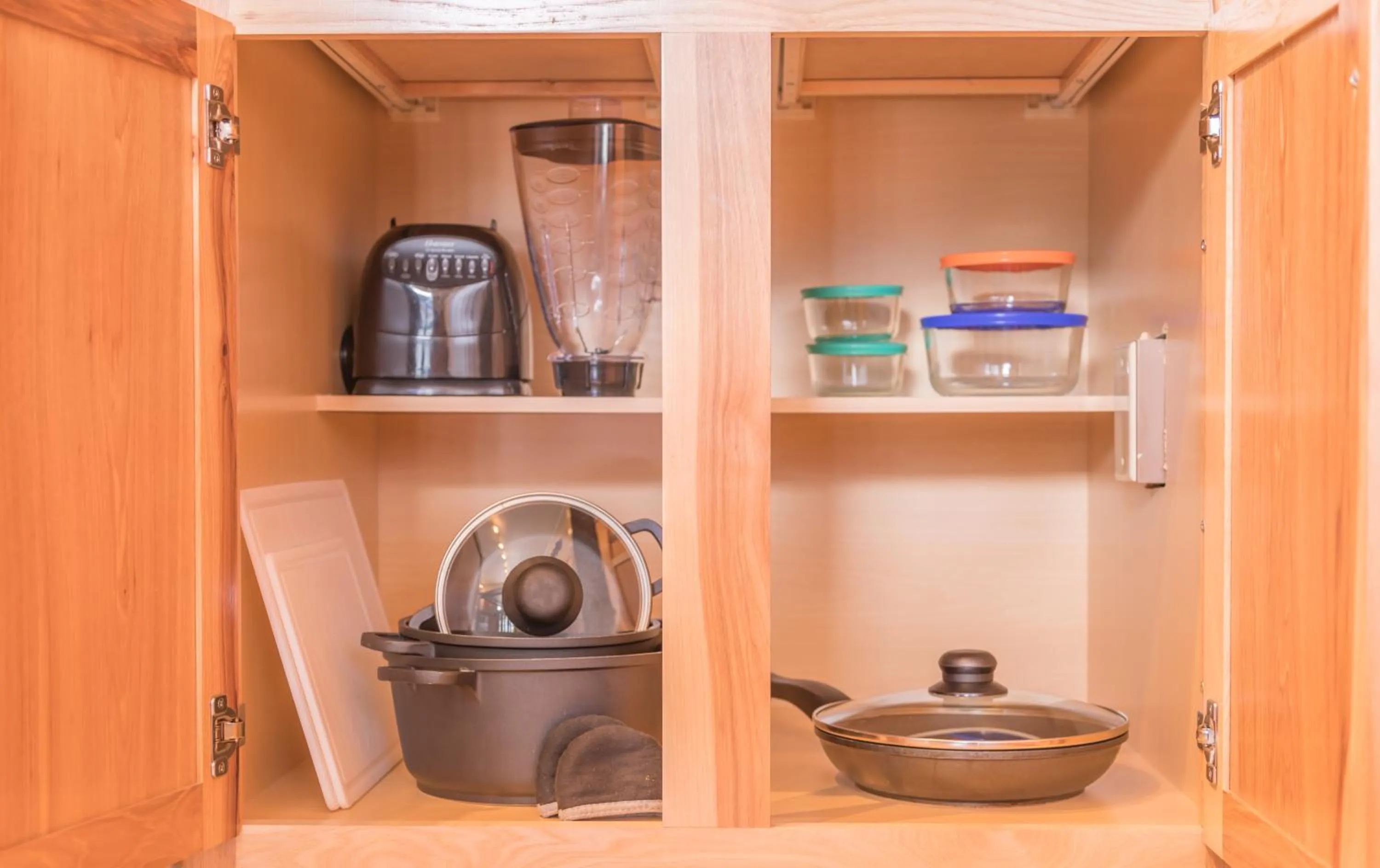Coffee/tea facilities in Alpine Trail Ridge Inn