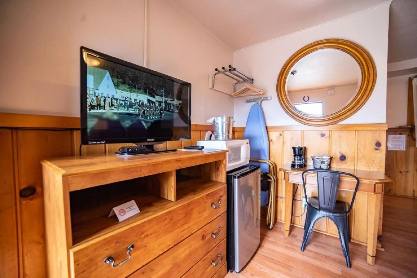 Coffee/tea facilities in Alpine Trail Ridge Inn