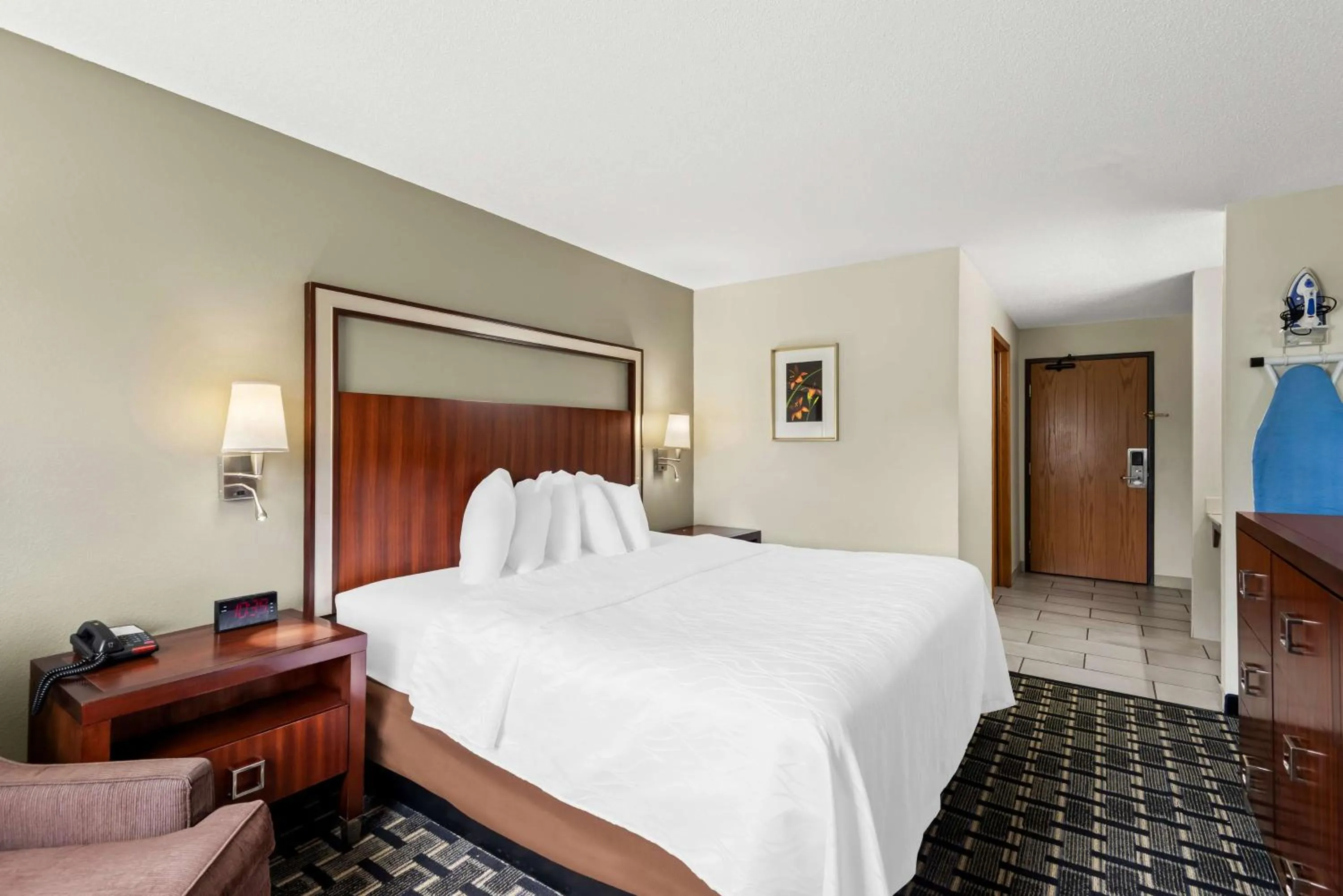 Bedroom, Bed in SureStay Hotel by Best Western Manchester