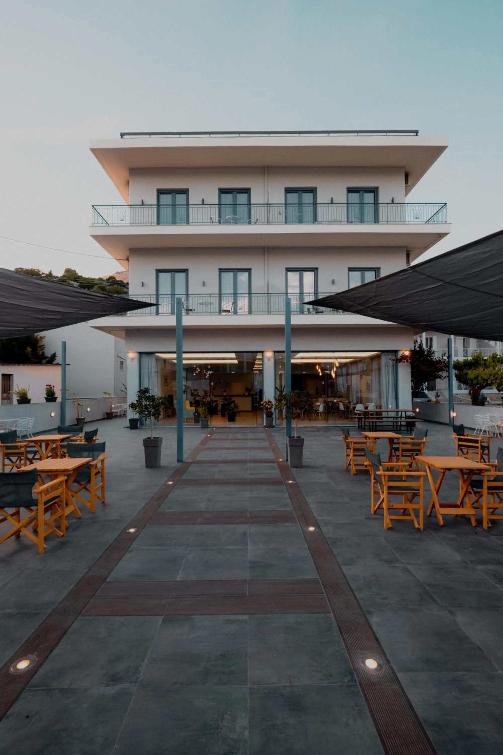 Property building in Vivari Acta