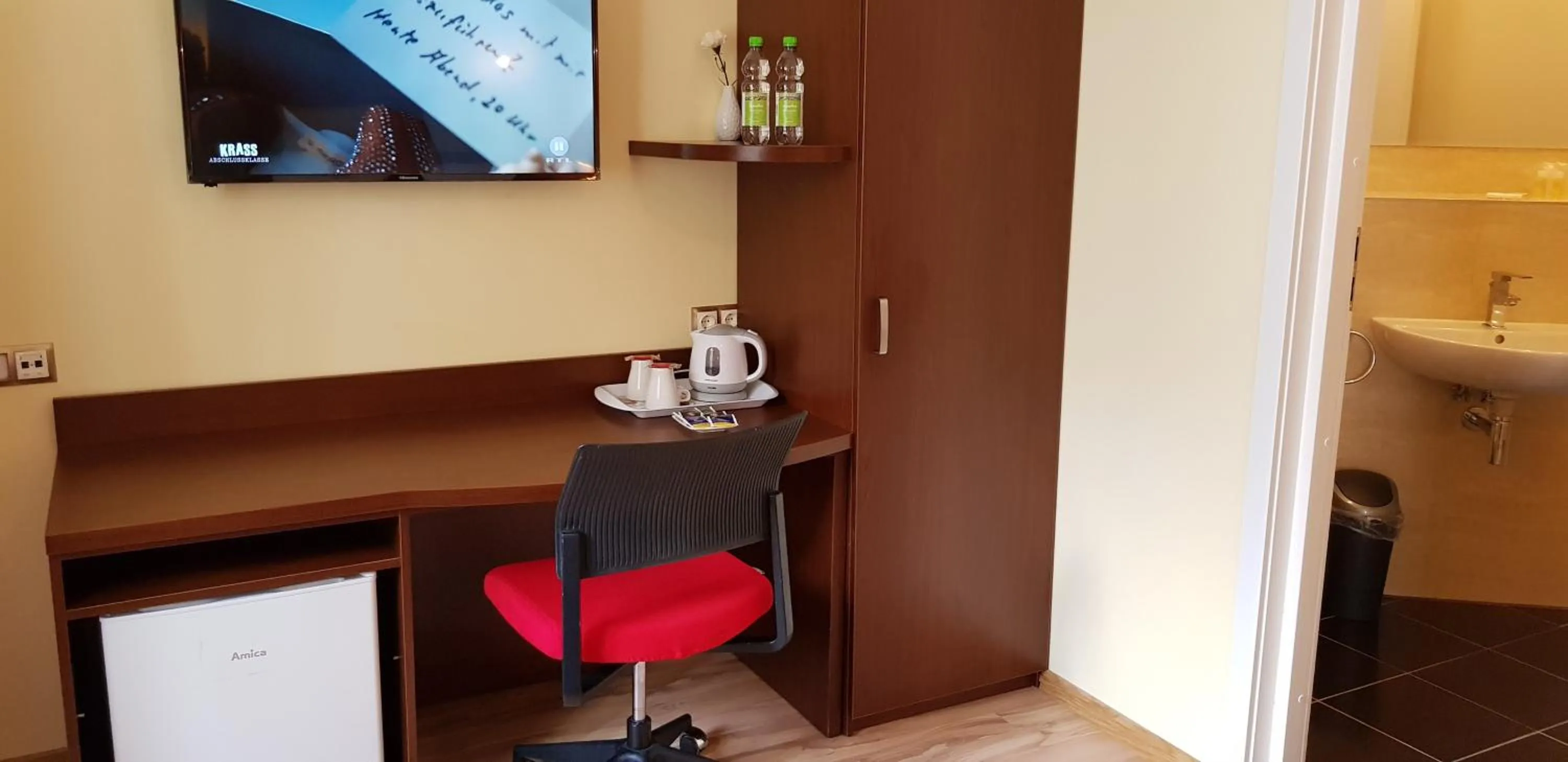 Coffee/tea facilities in Hotel-Villa Lalee