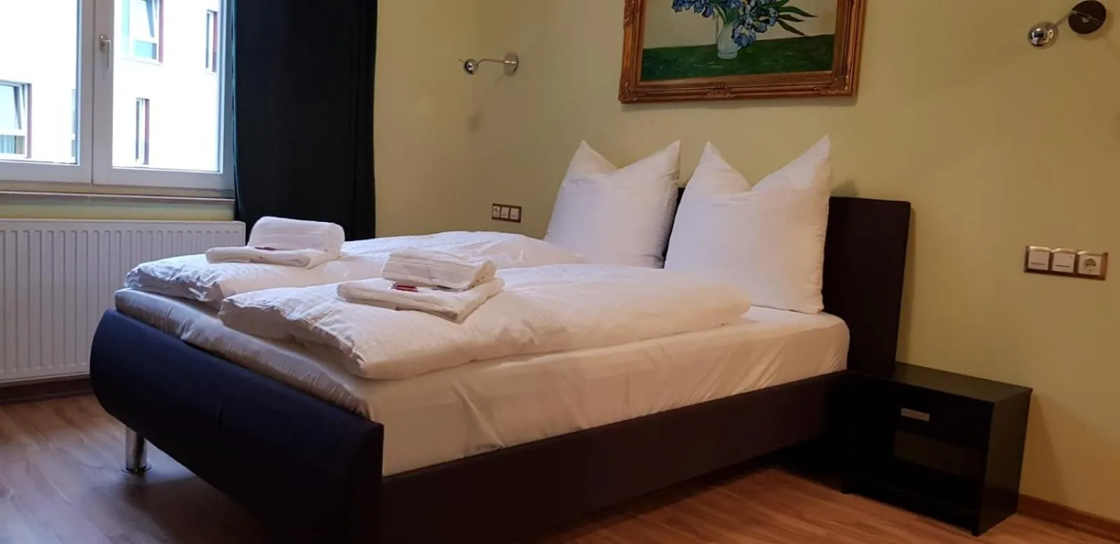 Bed in Hotel-Villa Lalee