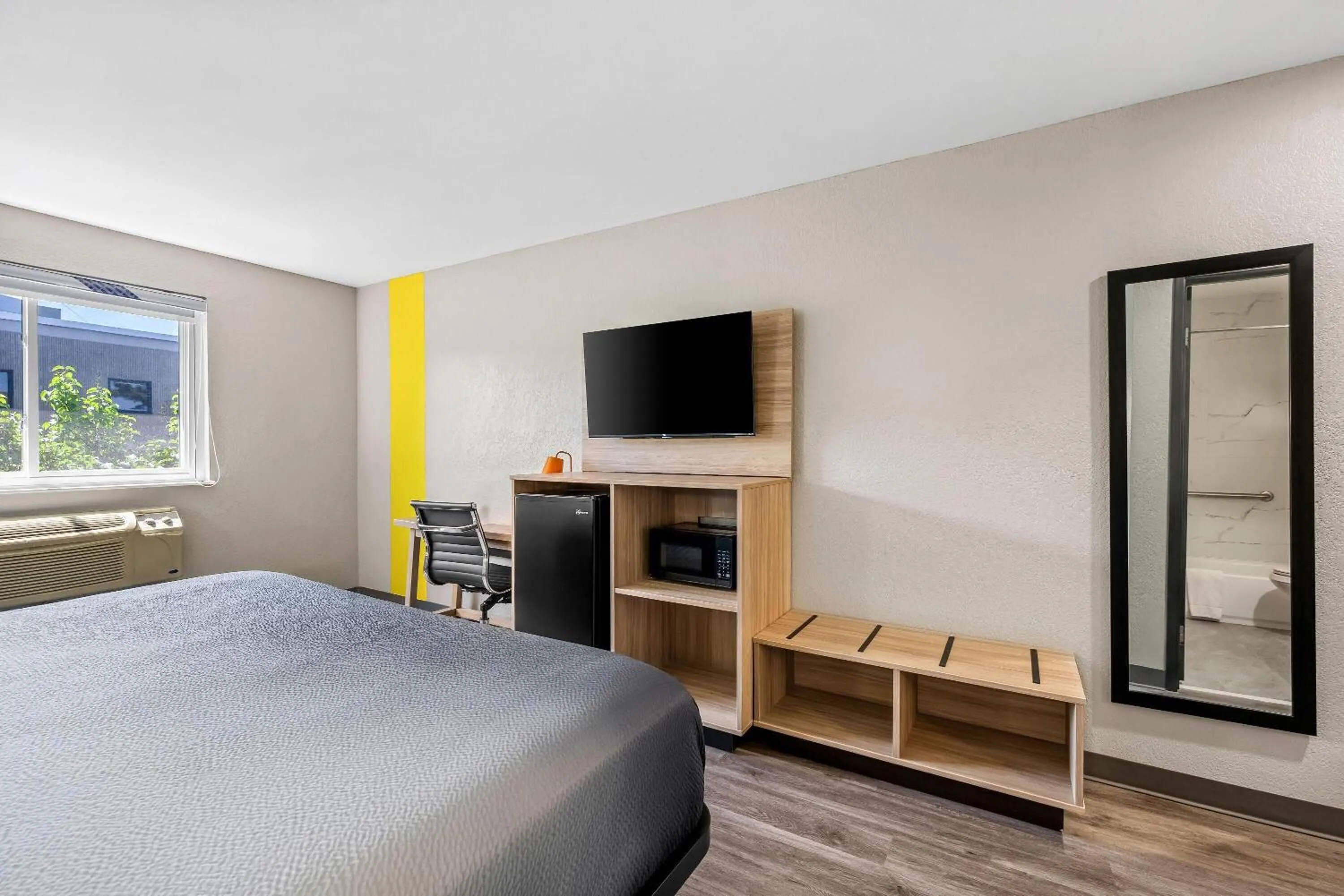 Bed in Super 8 by Wyndham Lewiston Auburn Area