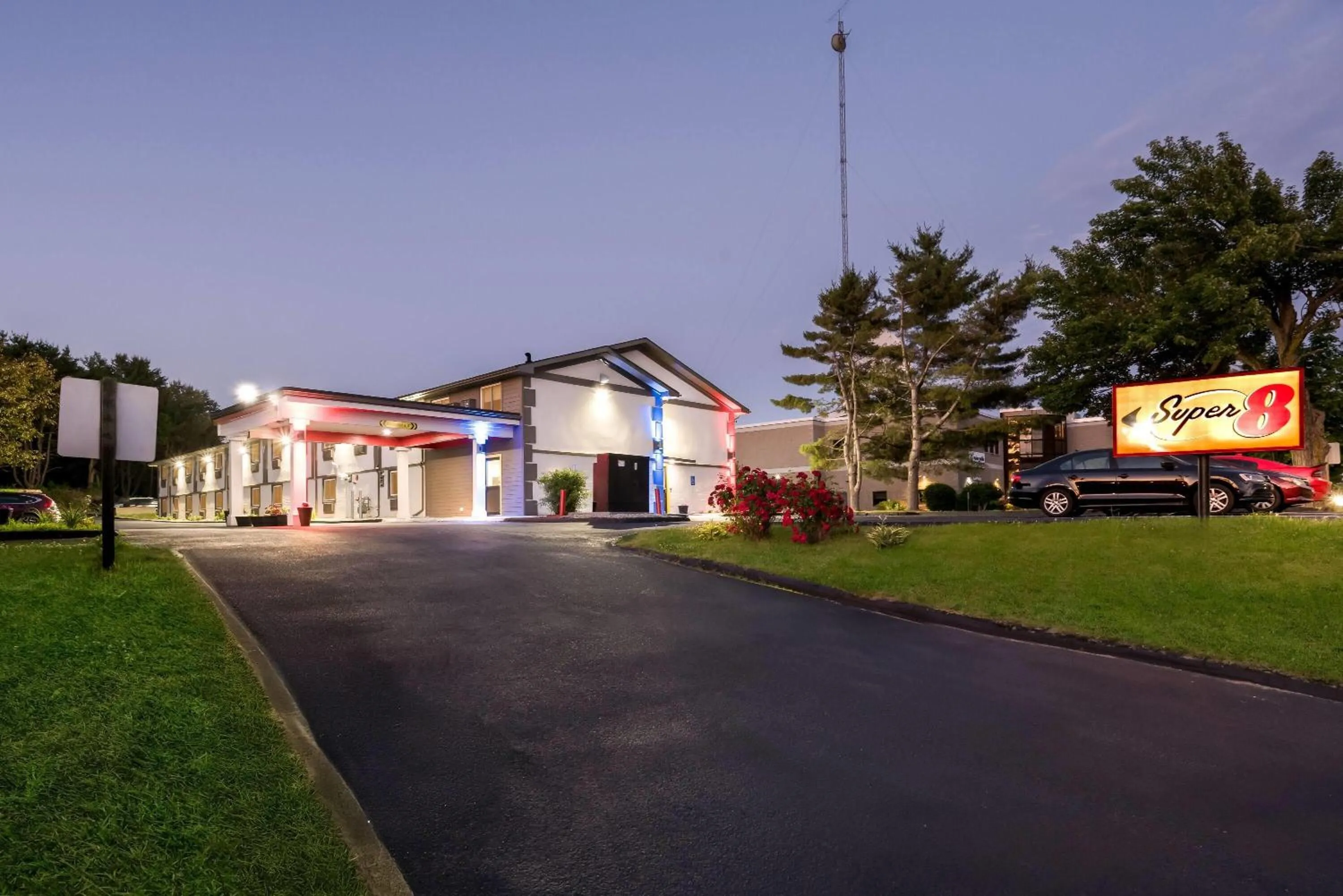 Property building in Super 8 by Wyndham Lewiston Auburn Area