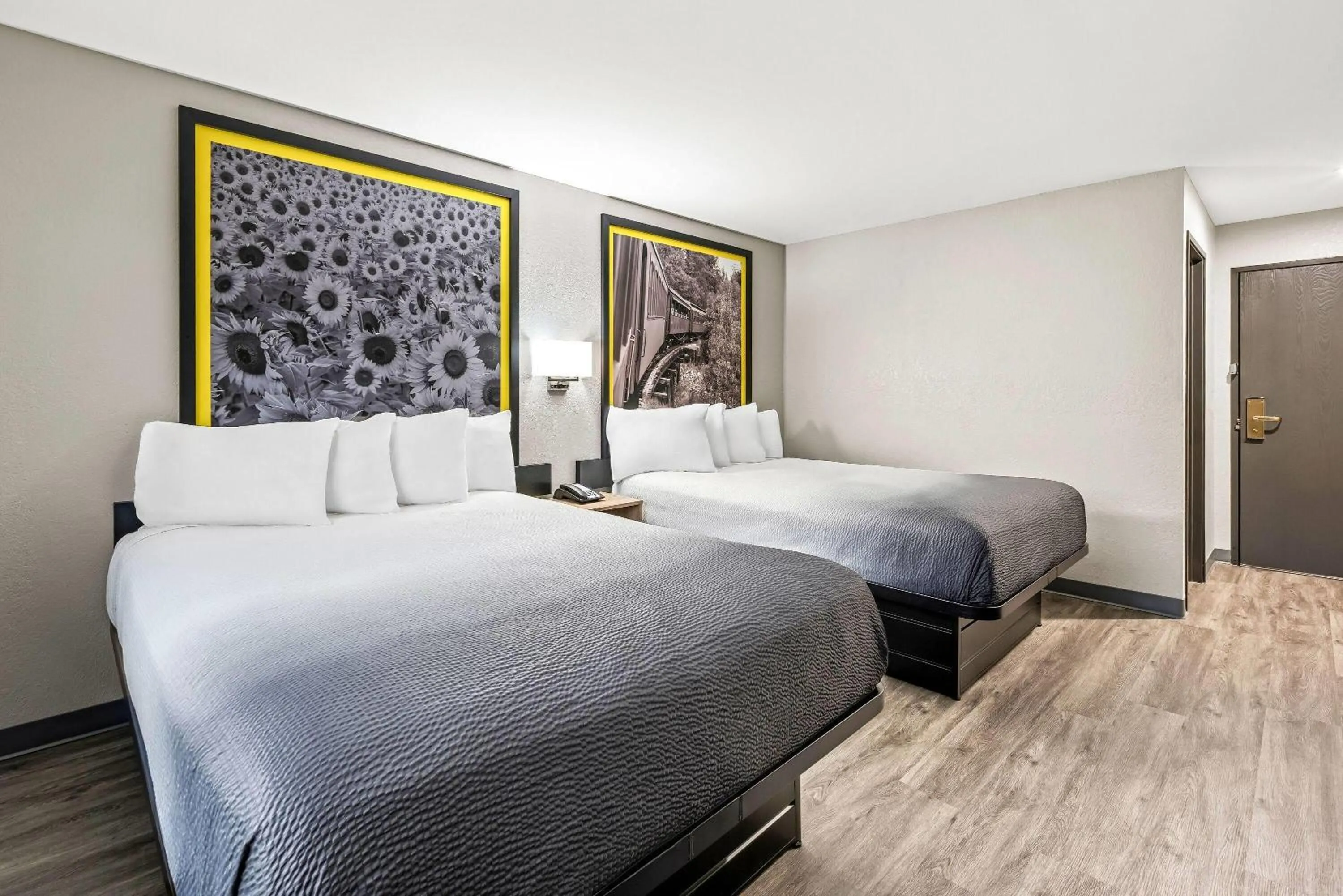 Bed in Super 8 by Wyndham Lewiston Auburn Area