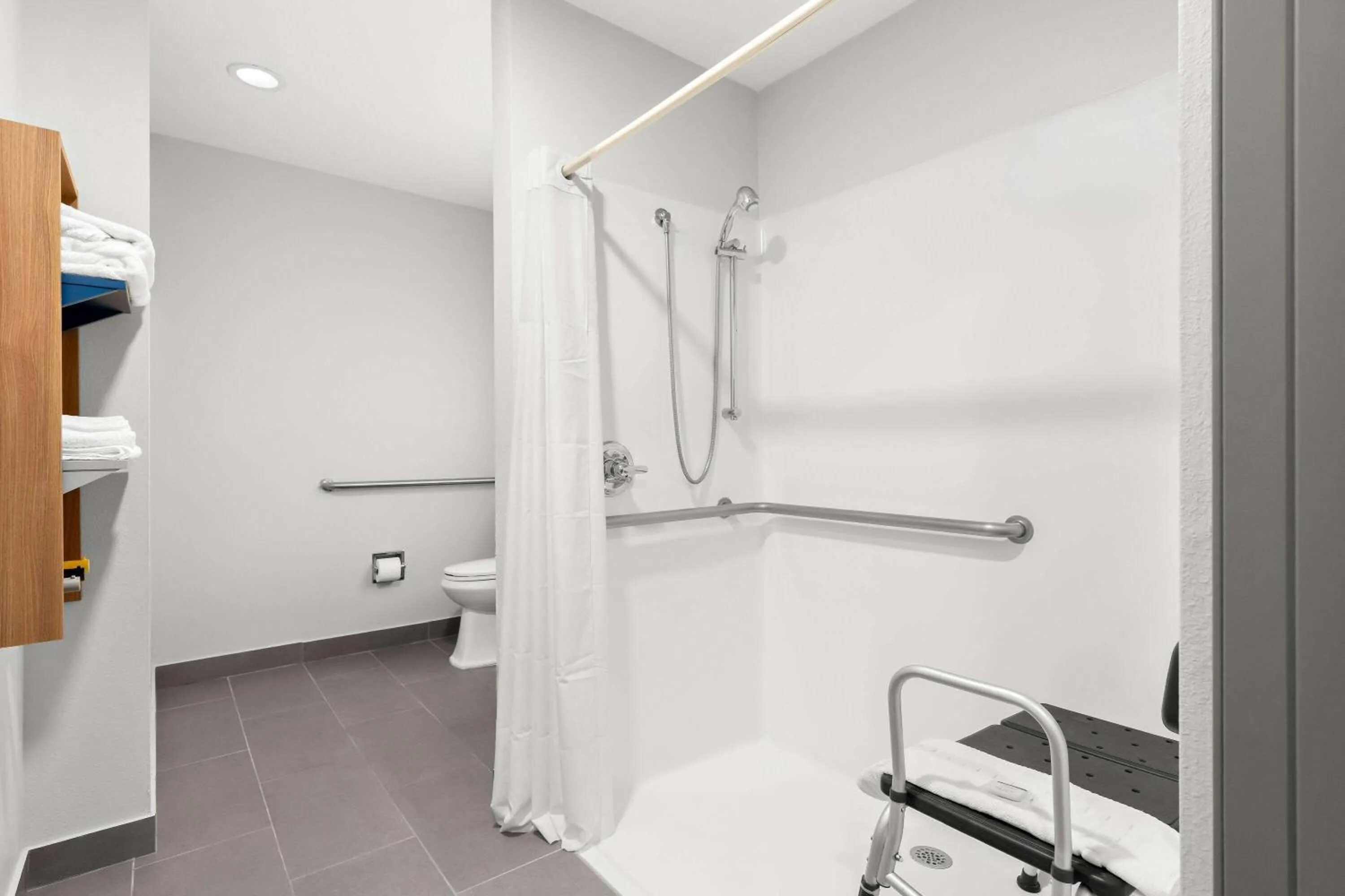 Shower in Microtel Inn & Suites by Wyndham Tulsa - Catoosa Route 66