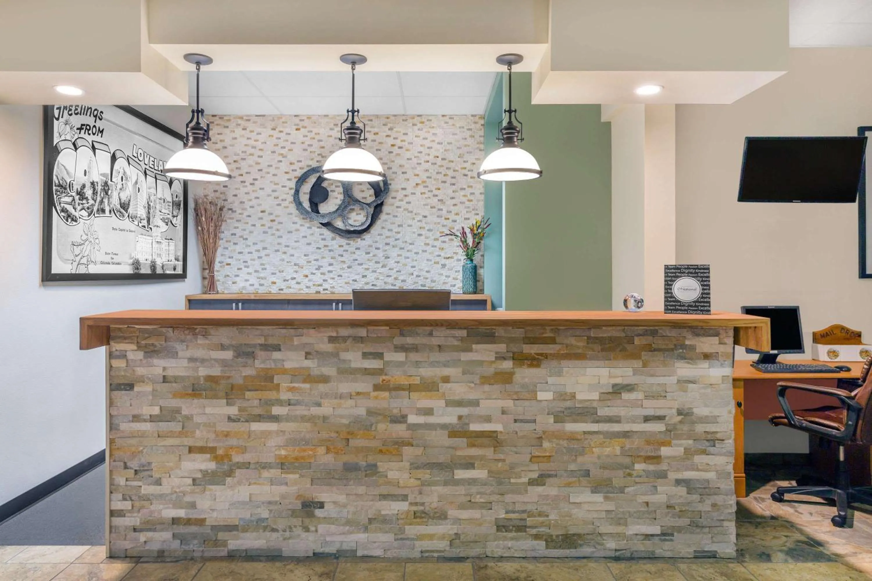 Lobby or reception in Travelodge by Wyndham Loveland/Fort Collins Area