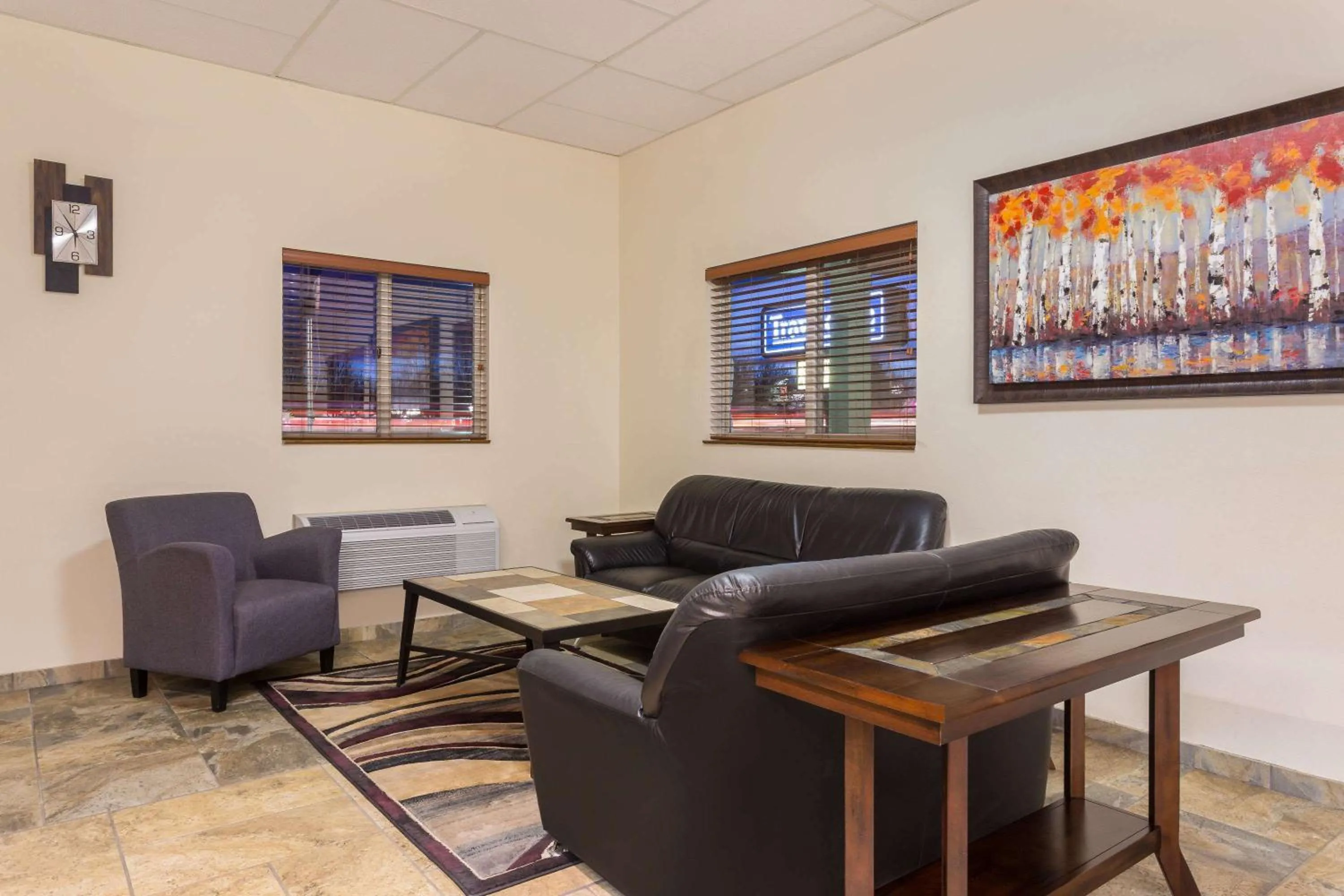 Lobby or reception in Travelodge by Wyndham Loveland/Fort Collins Area