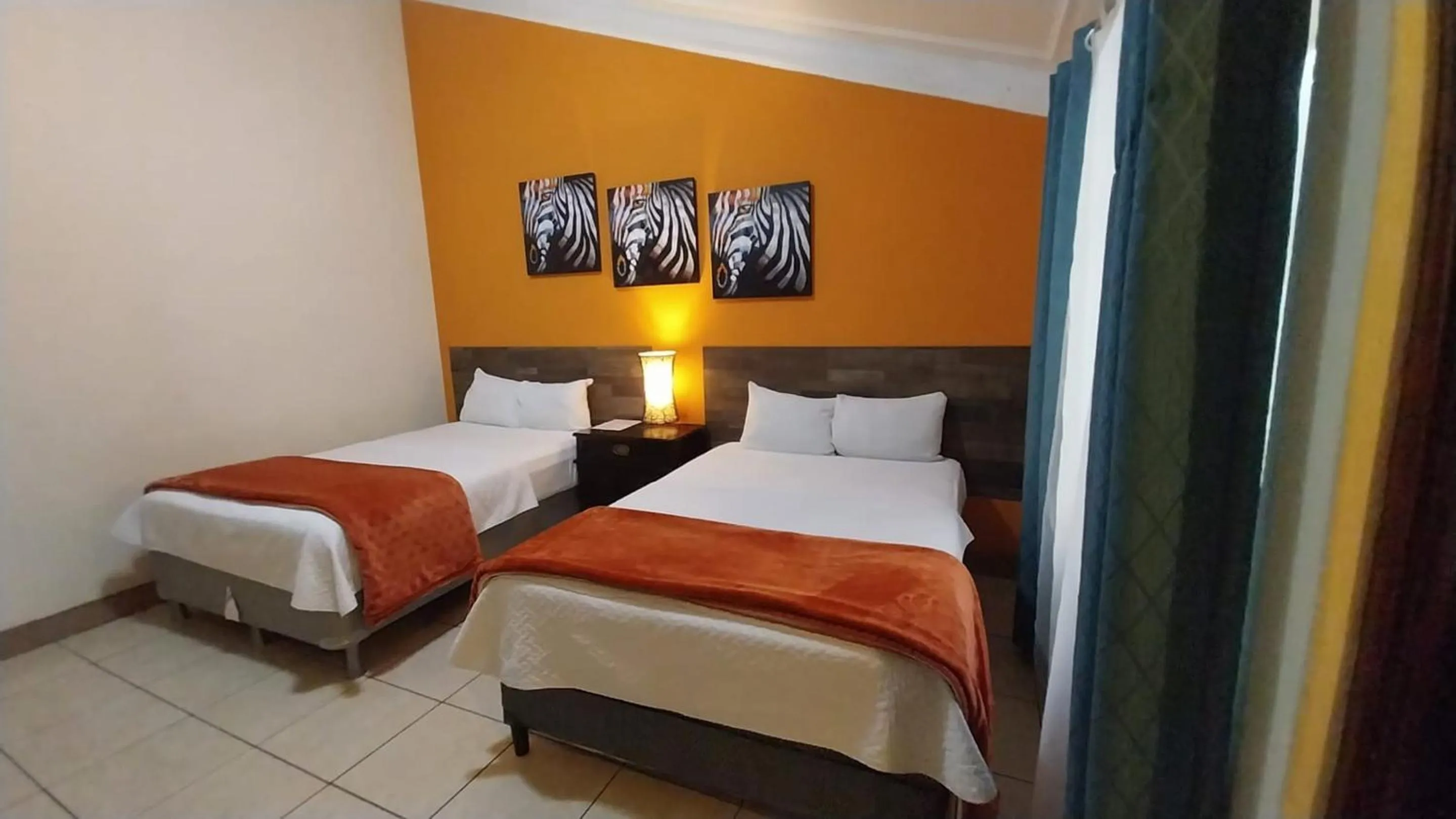 Bed in Hotel Don Felipe Aeropuerto