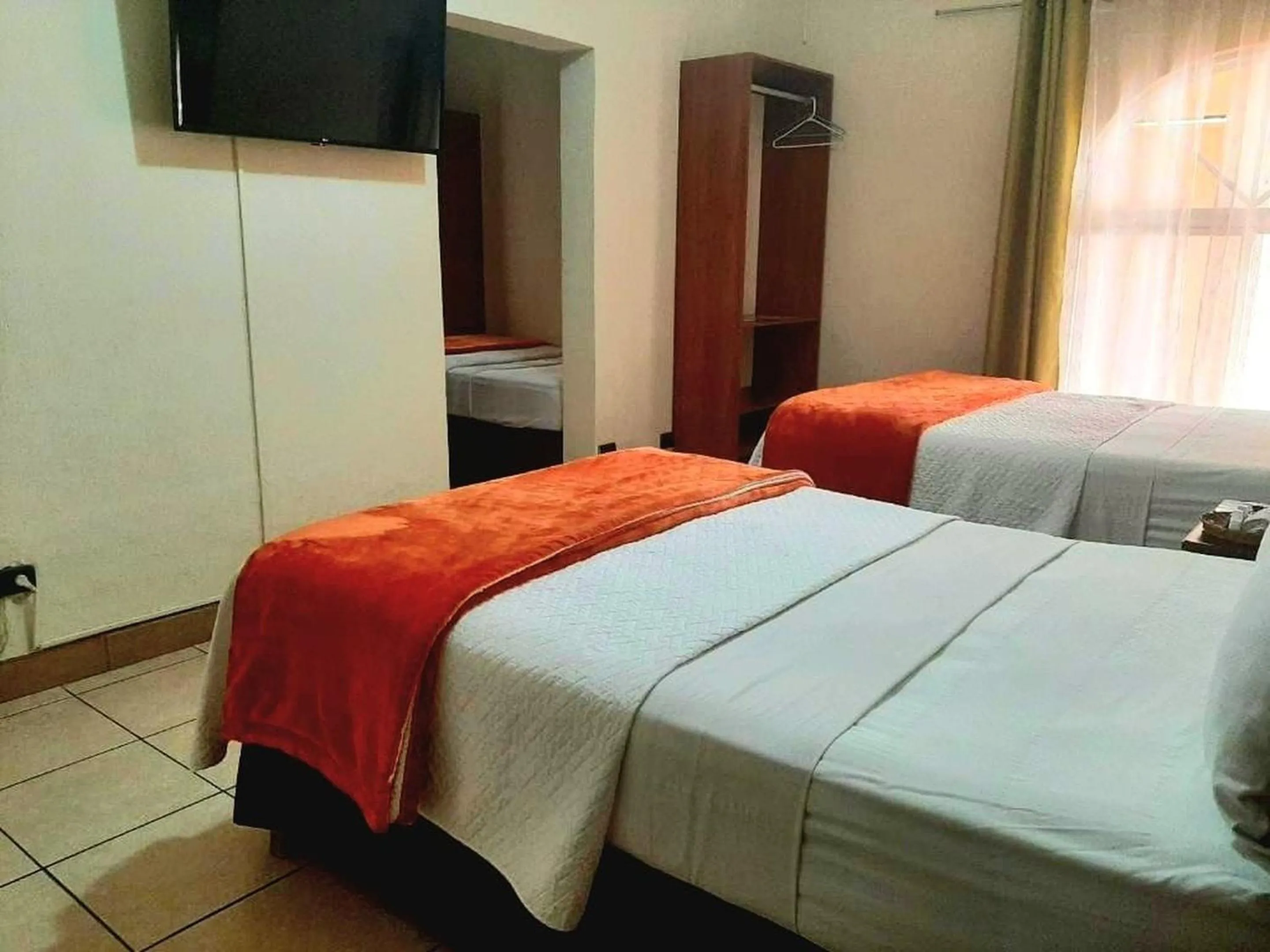 Bed in Hotel Don Felipe Aeropuerto