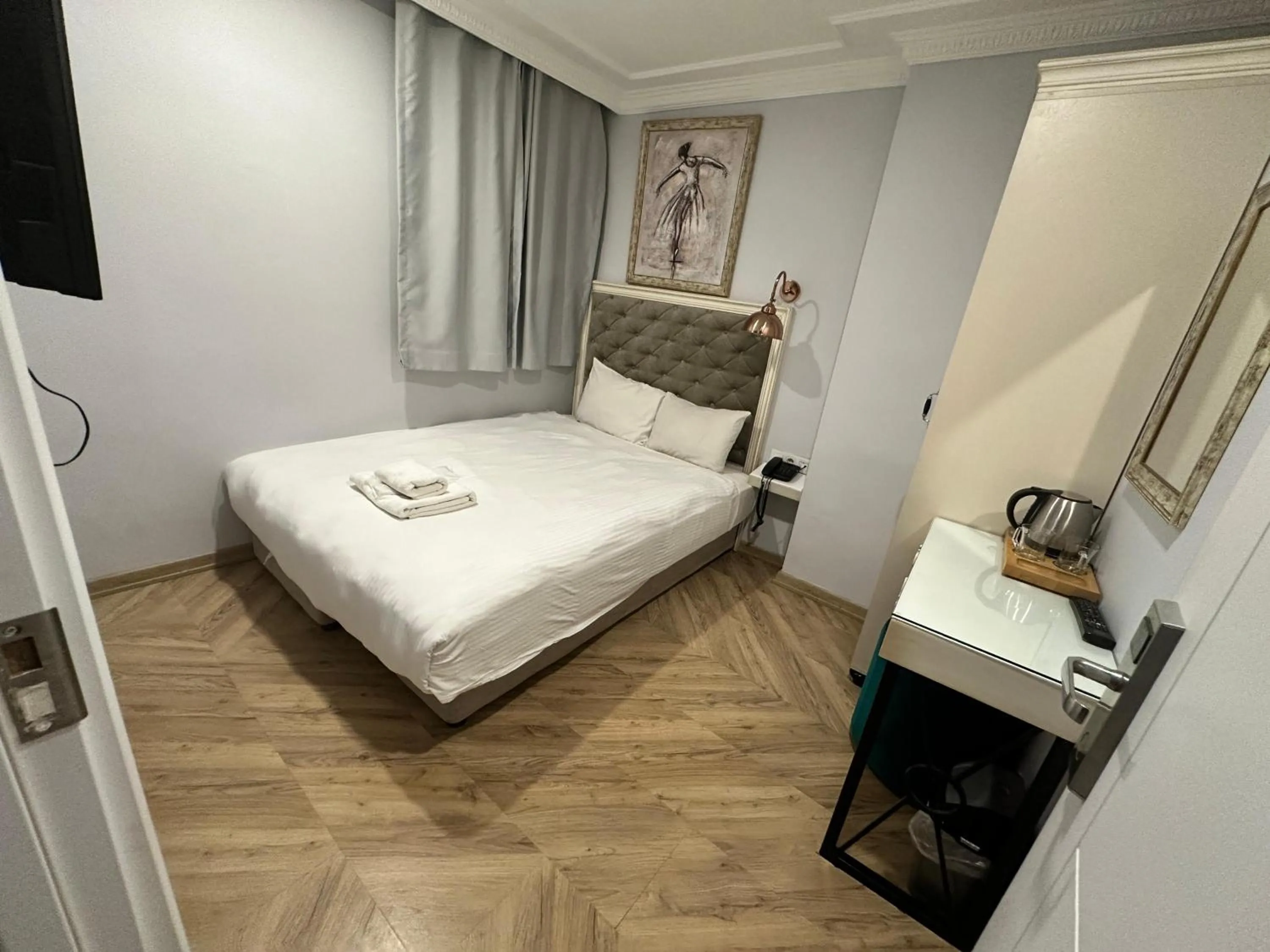 Bedroom, Bed in Good Night Hotel Istanbul