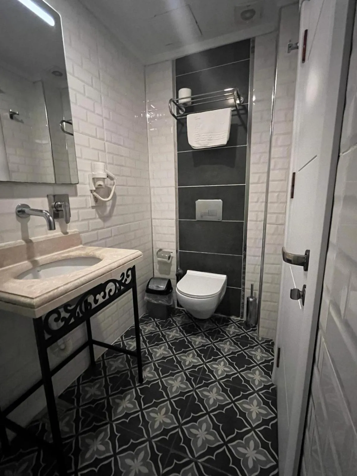 Bathroom in Good Night Hotel Istanbul