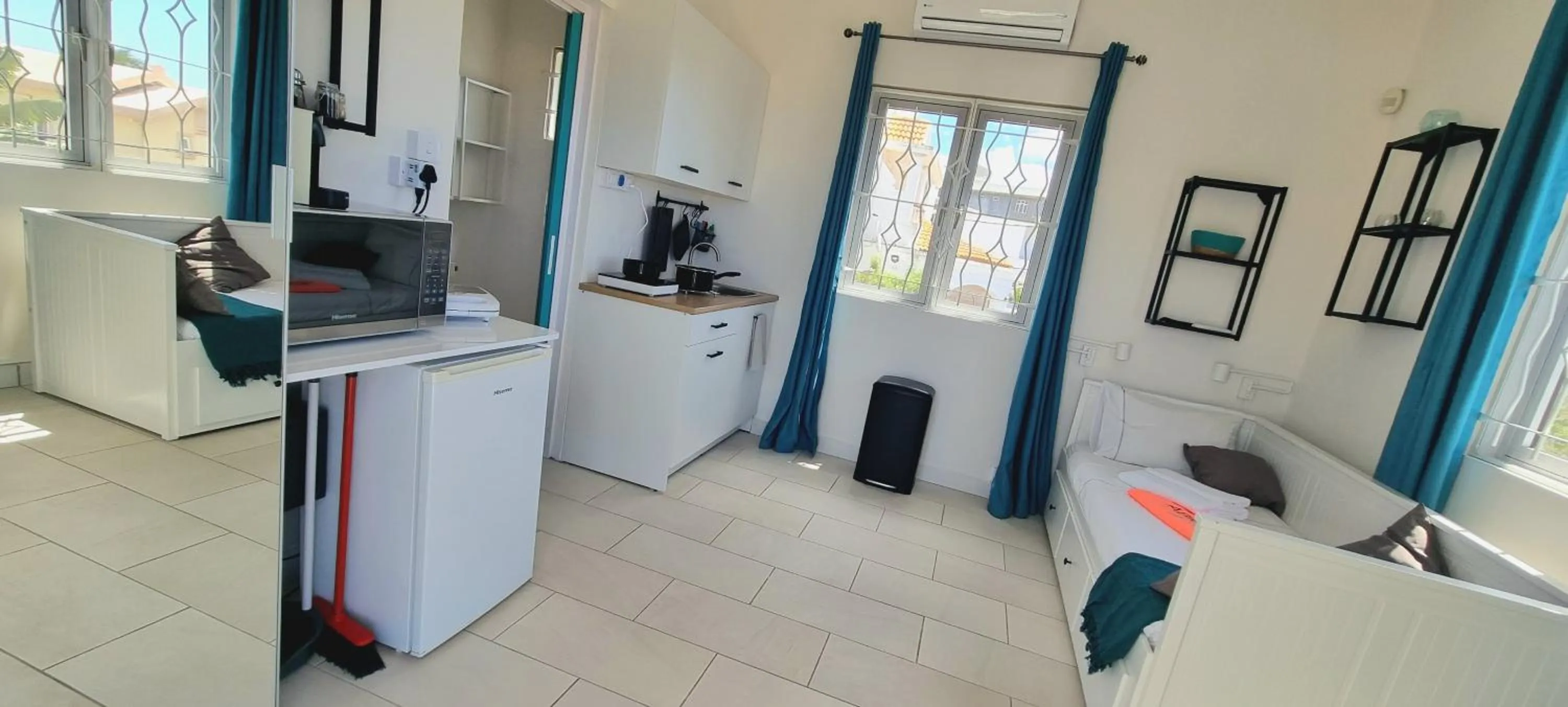 Kitchen or kitchenette in Abiki Mauritius with Tourism Authority Permit