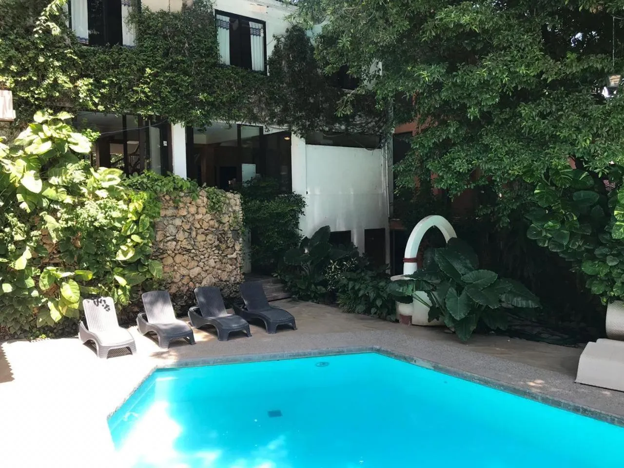 Swimming pool in Yaxché