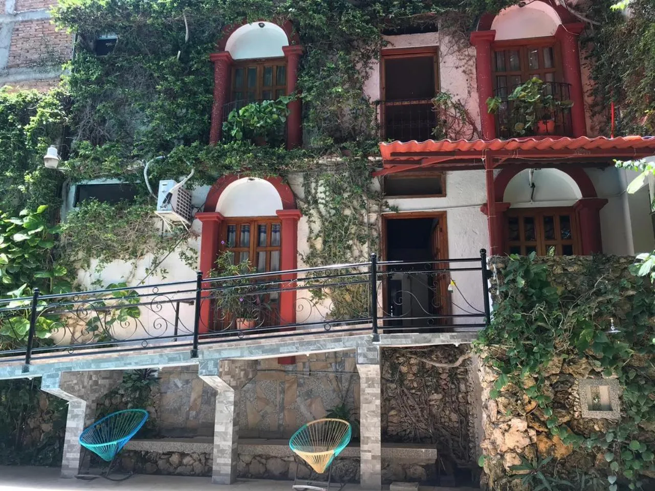 Property building in Yaxché