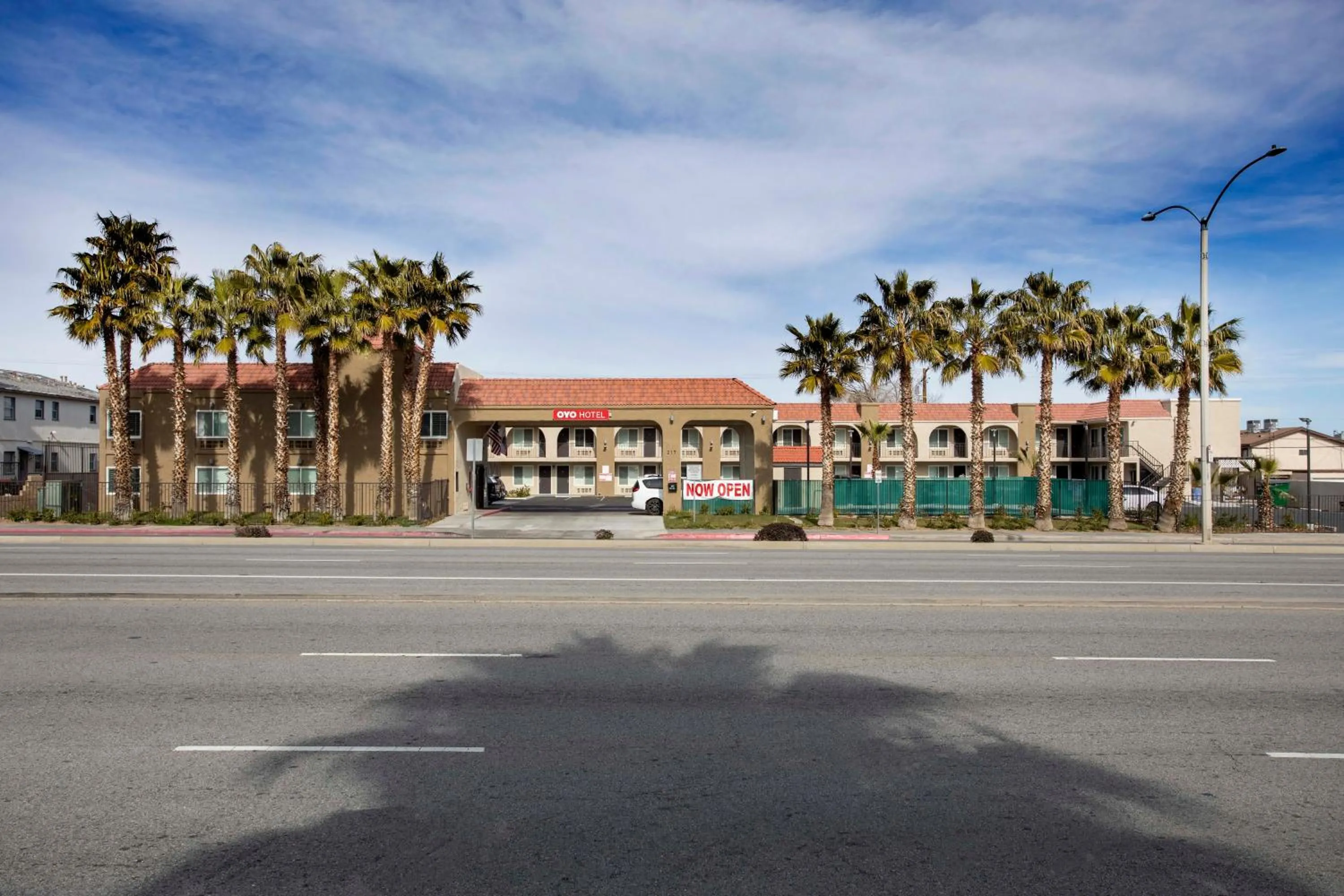 Facade/entrance in Hotel Palmdale - Antelope Valley -Listing Partner