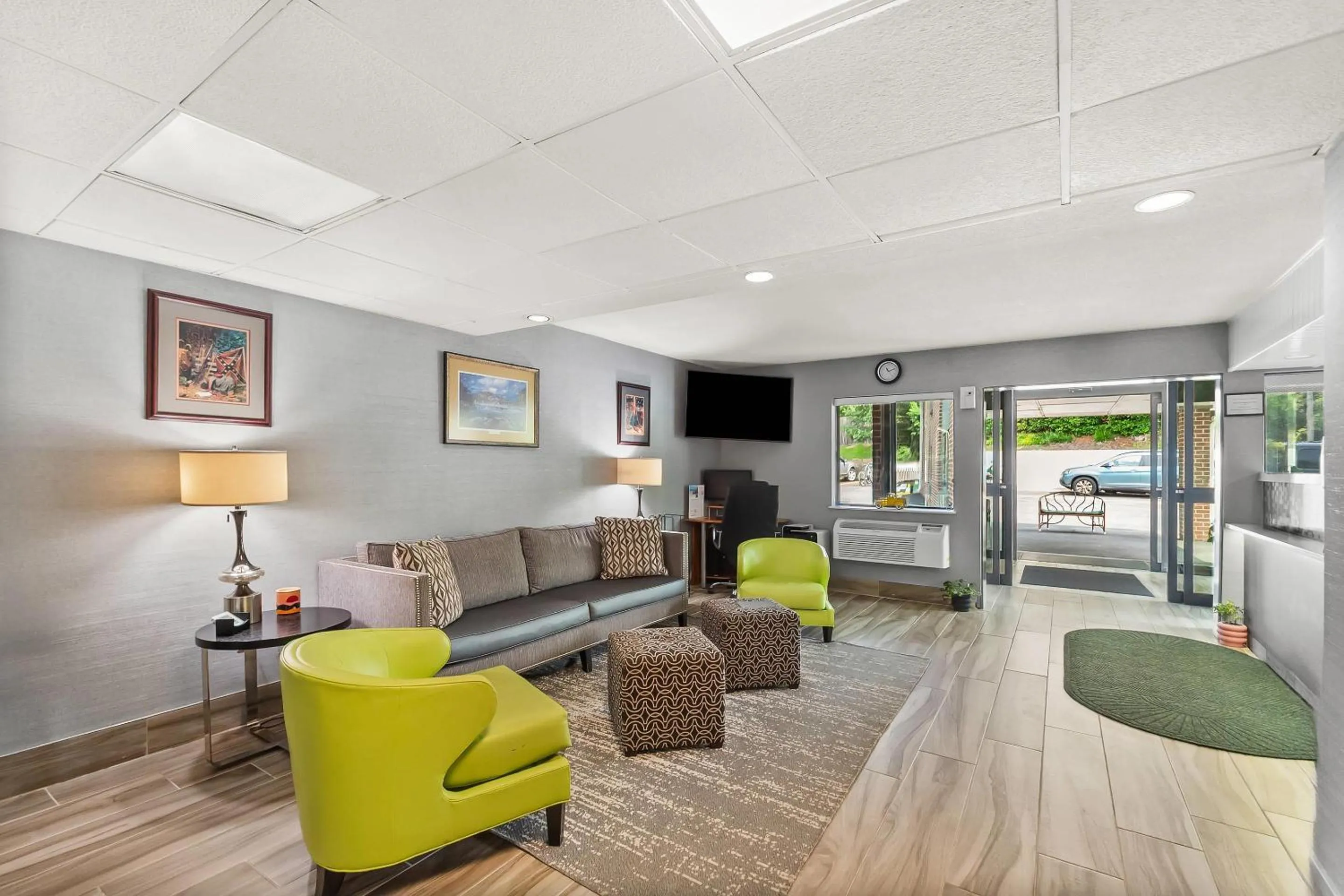 Lobby or reception in Quality Inn Harpers Ferry - Charles Town