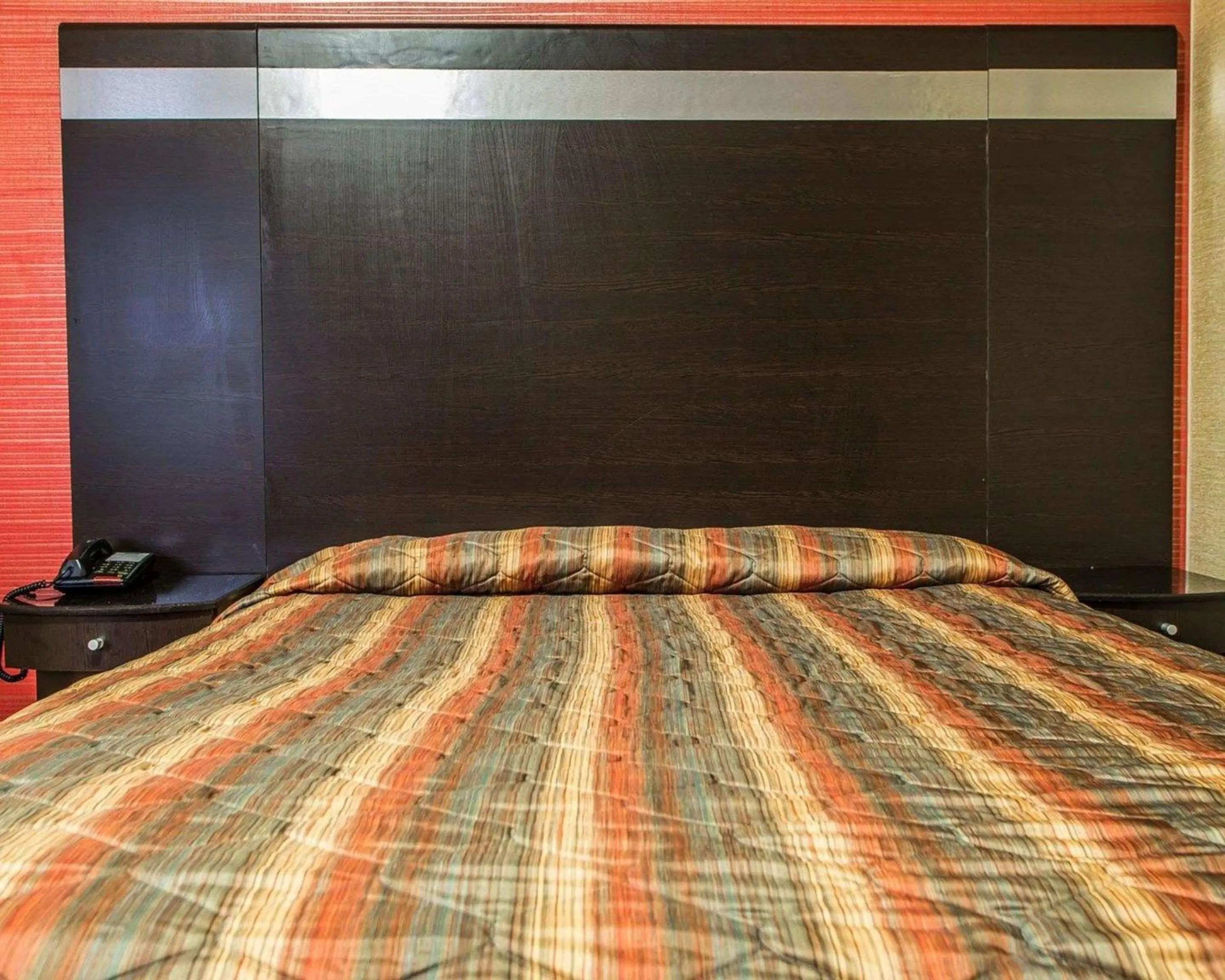 Photo of the whole room, Bed in Rodeway Inn