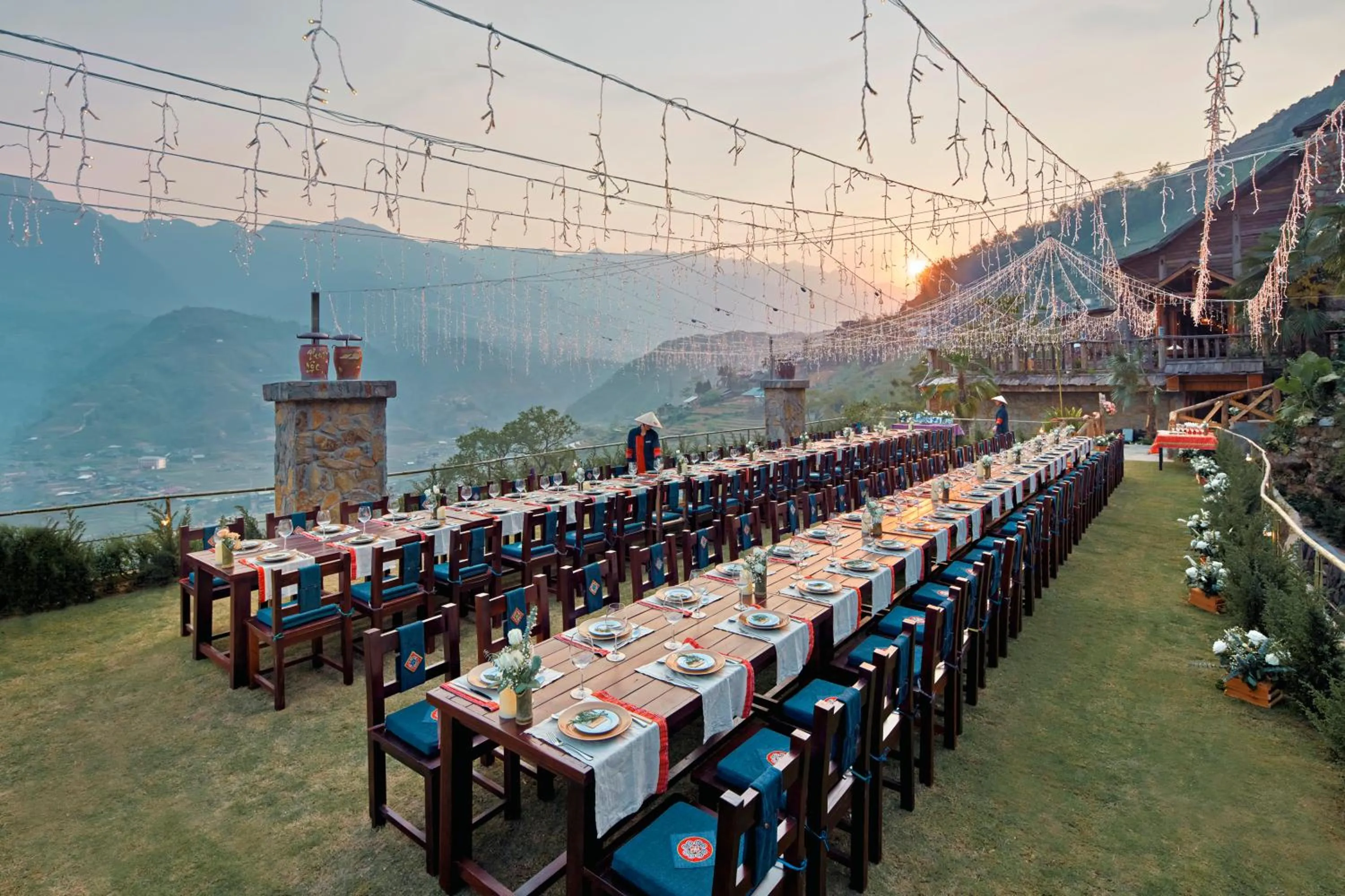 Evening entertainment in Laxsik Ecolodge