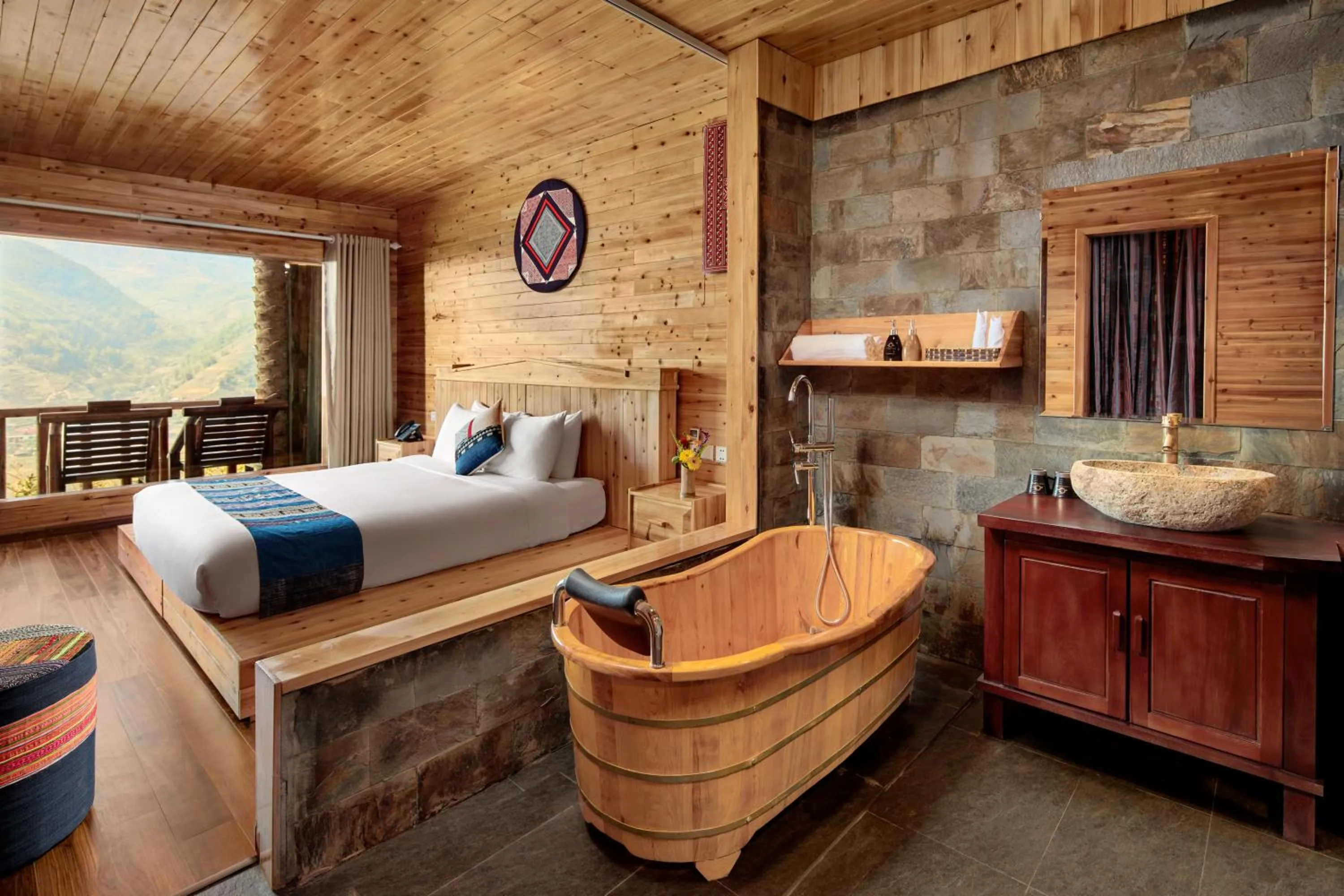 Bathroom, Bed in Laxsik Ecolodge