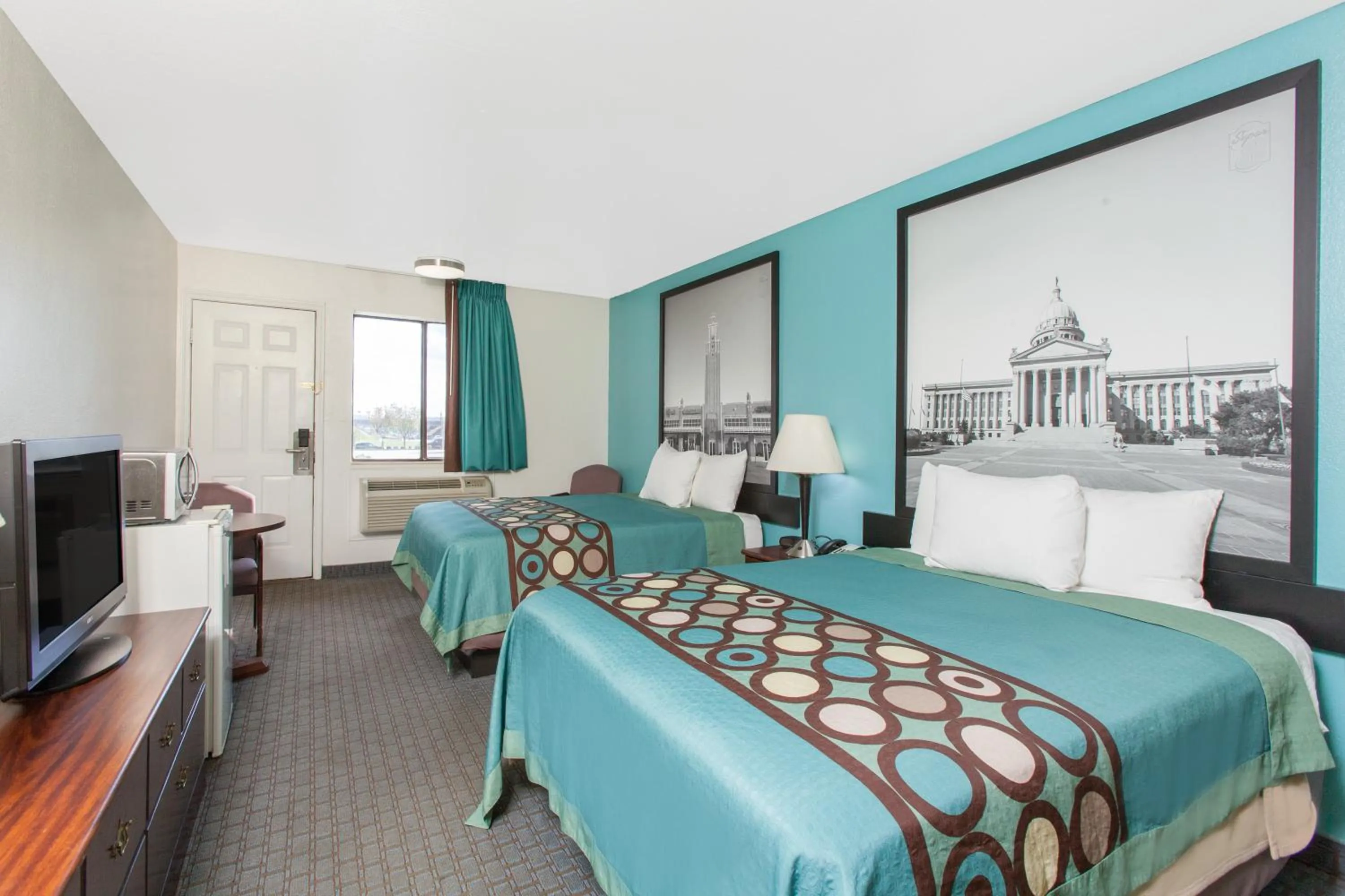 Bed in Super 8 by Wyndham Sallisaw