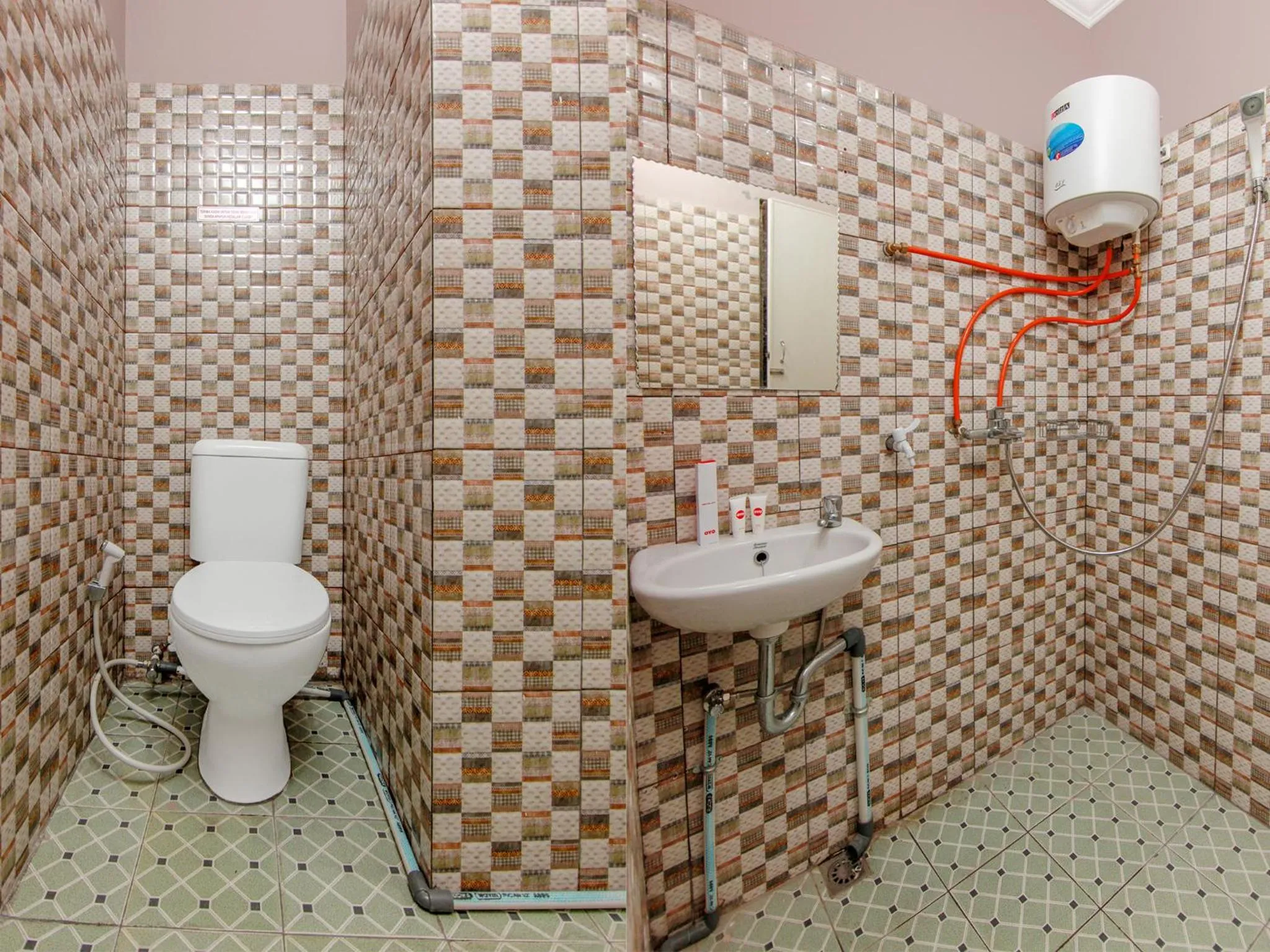 Bathroom in OYO 799 Hotel Dieng